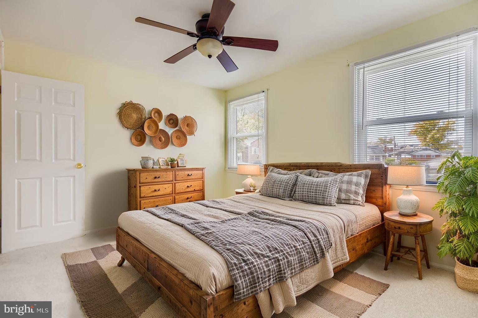 PINE GROVE - Residential