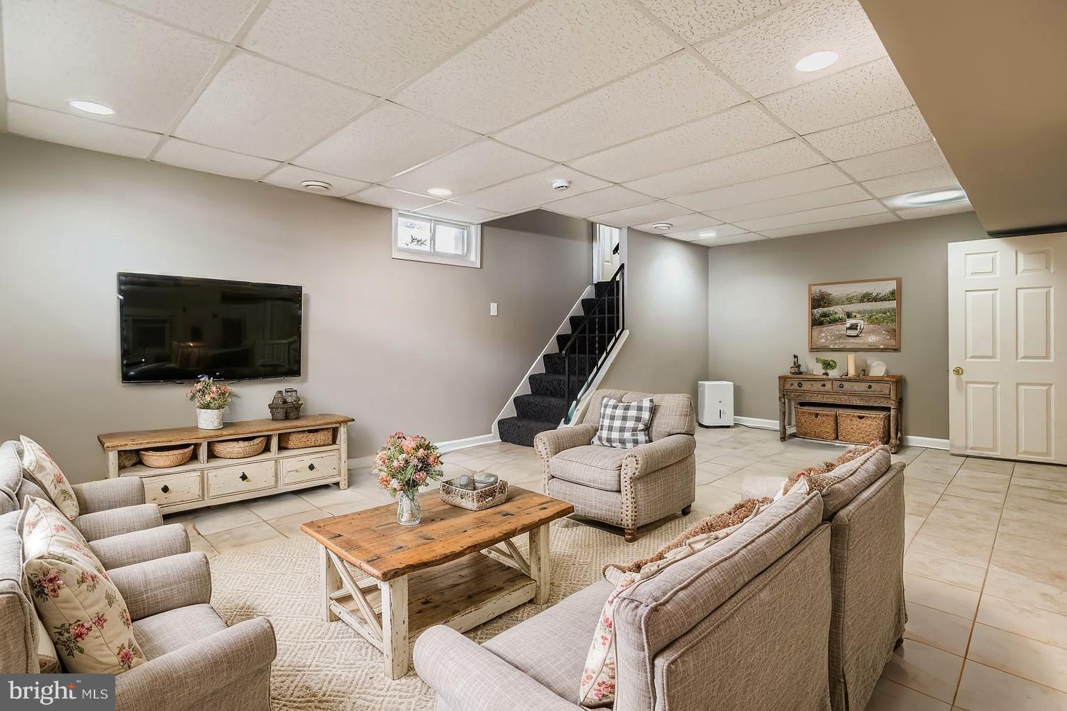 PINE GROVE - Residential