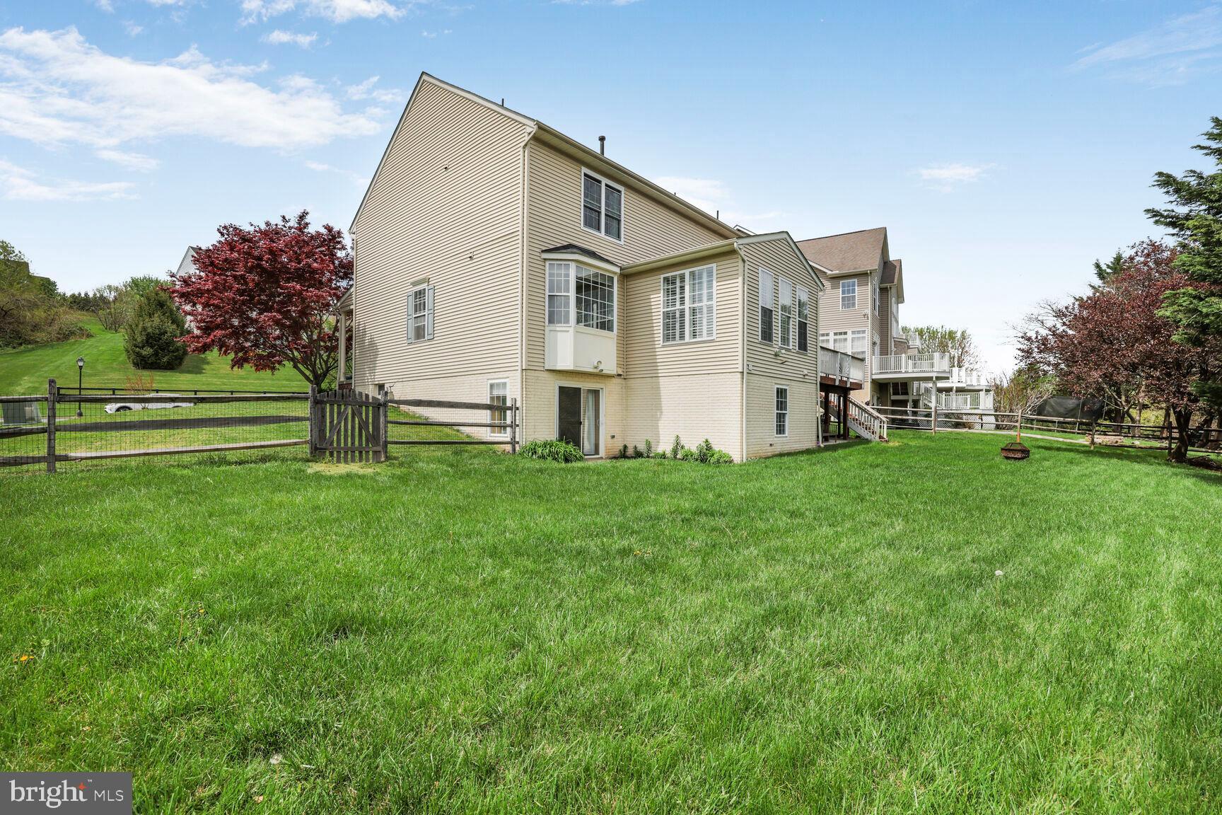 WHITTIER POND - Residential