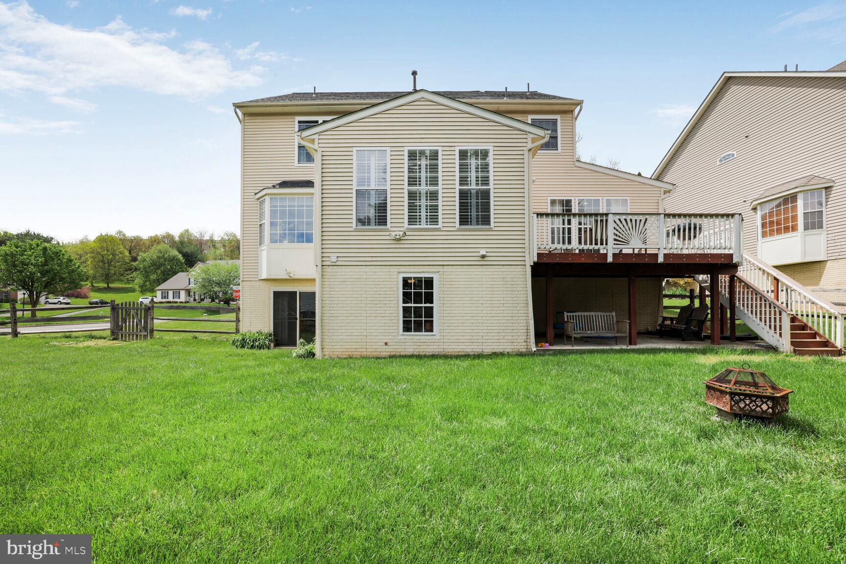 WHITTIER POND - Residential