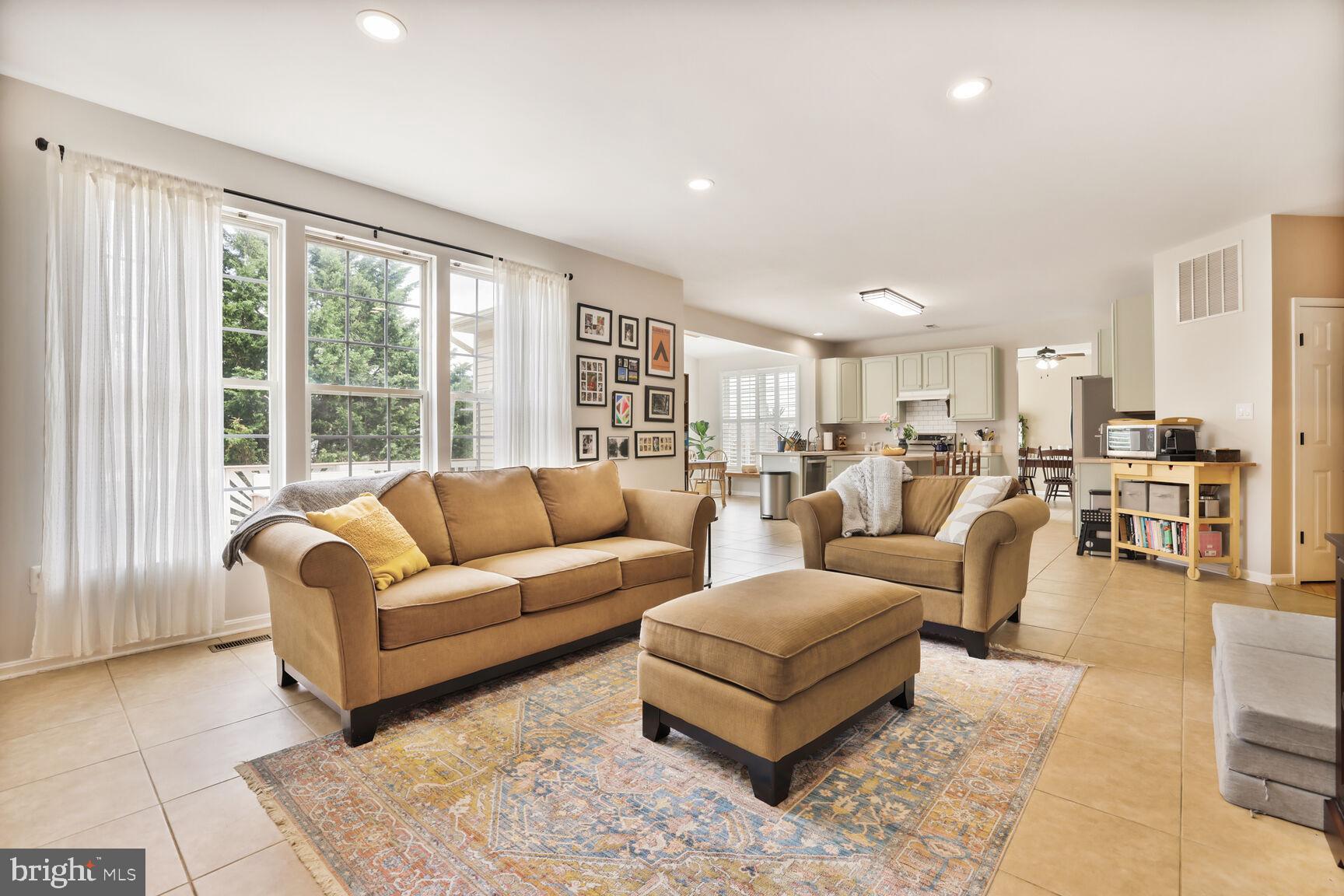 WHITTIER POND - Residential