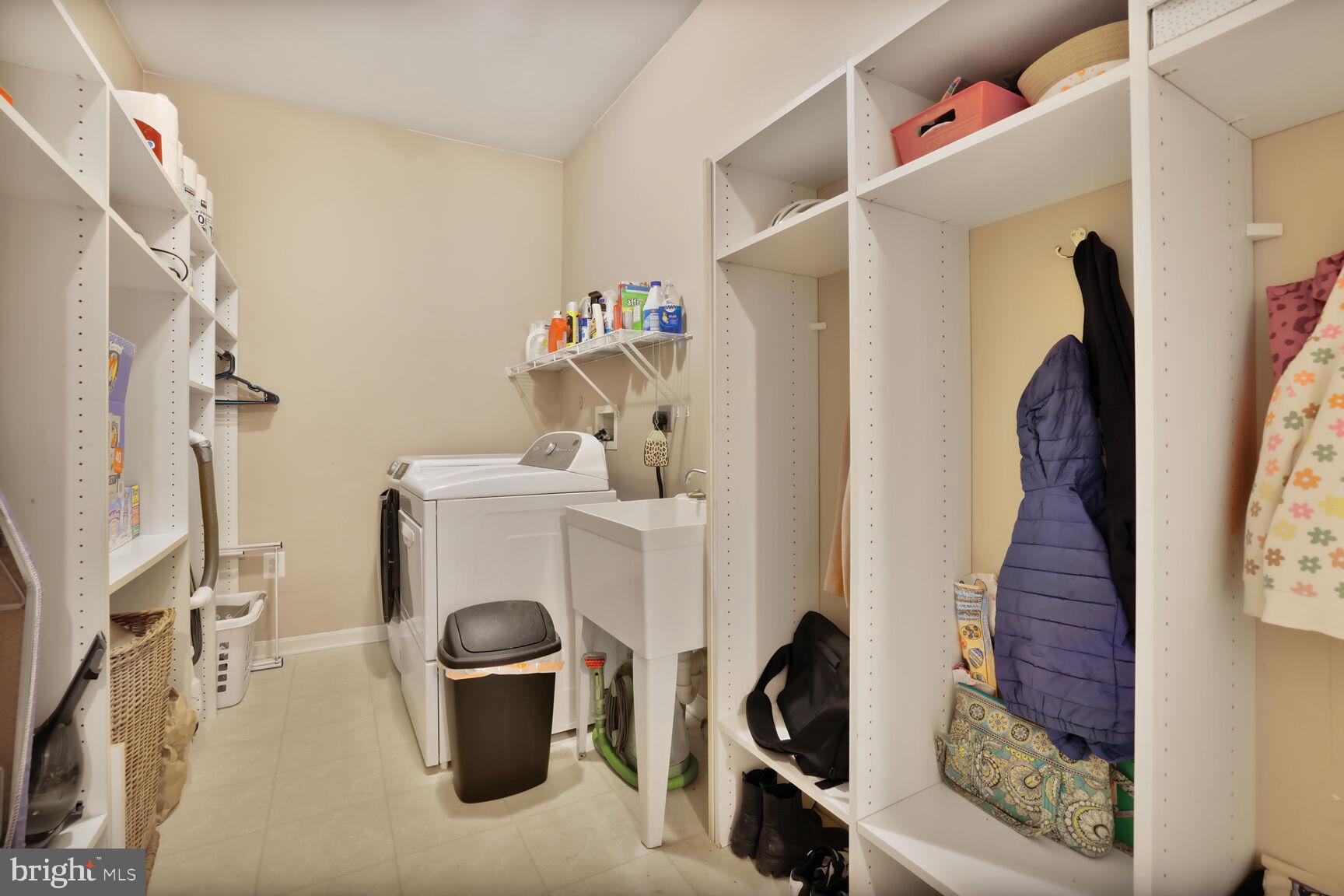 WHITTIER POND - Residential