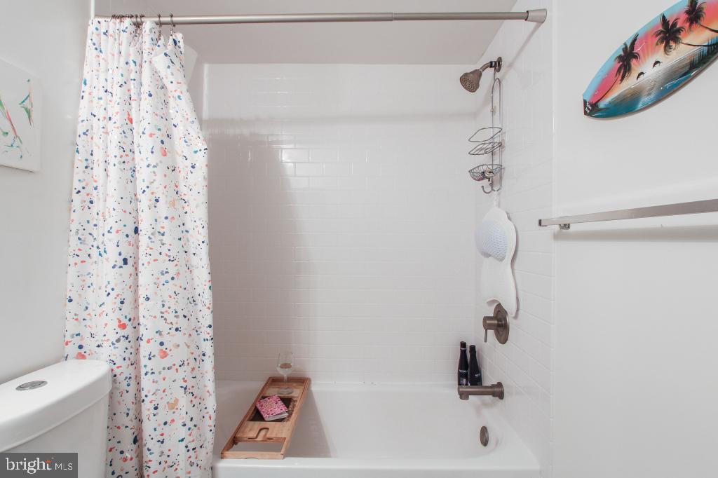 THE VISTAS - Residential