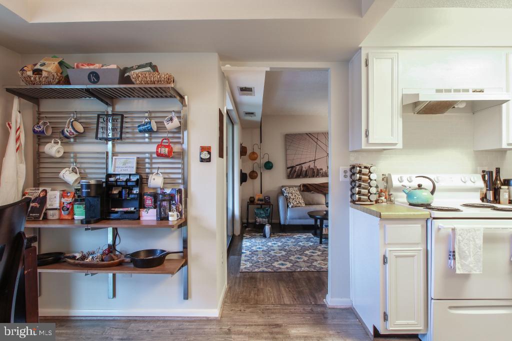 THE VISTAS - Residential