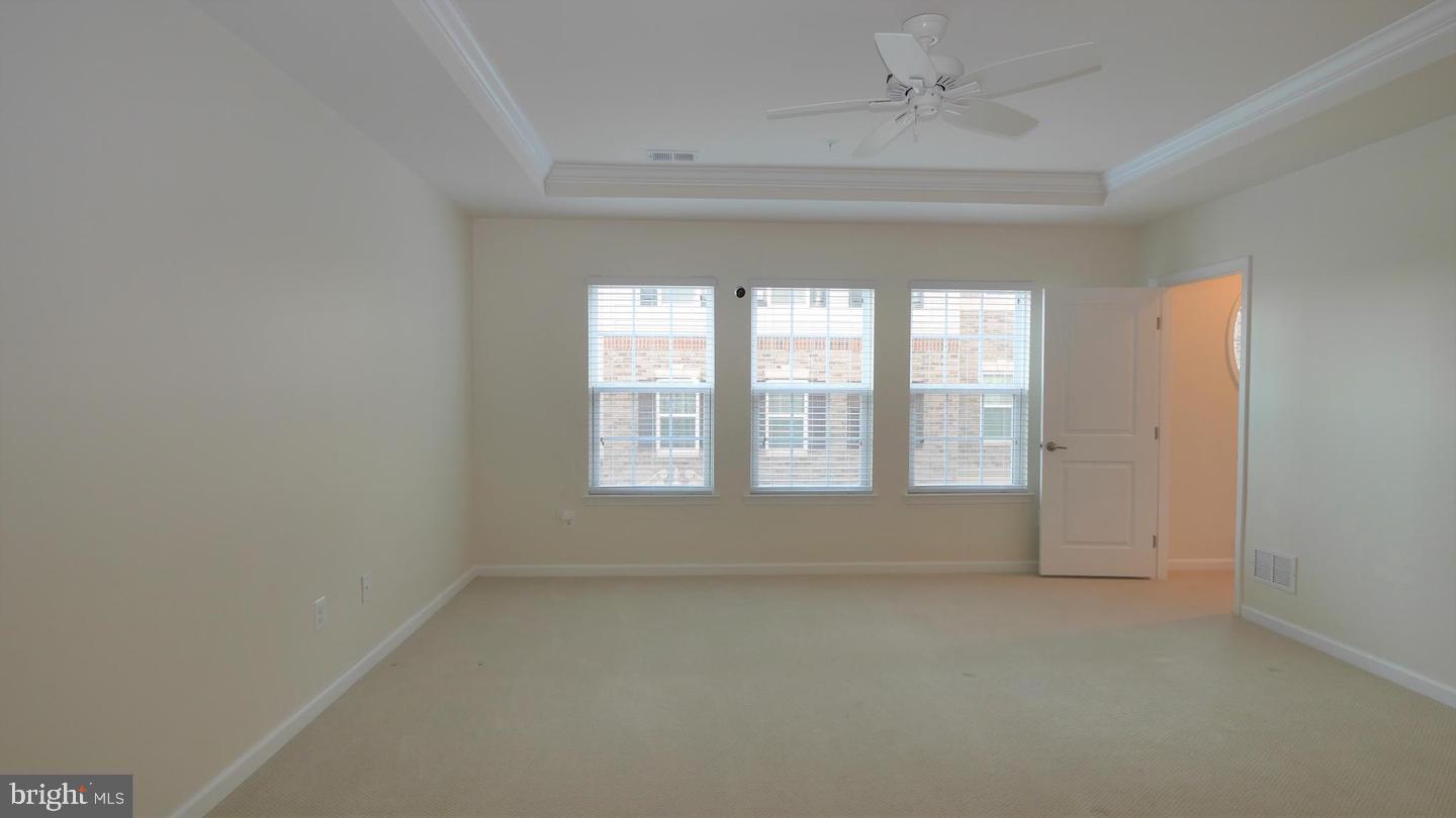 HEATHCOTE COMMONS CONDOMINIUMS - Residential