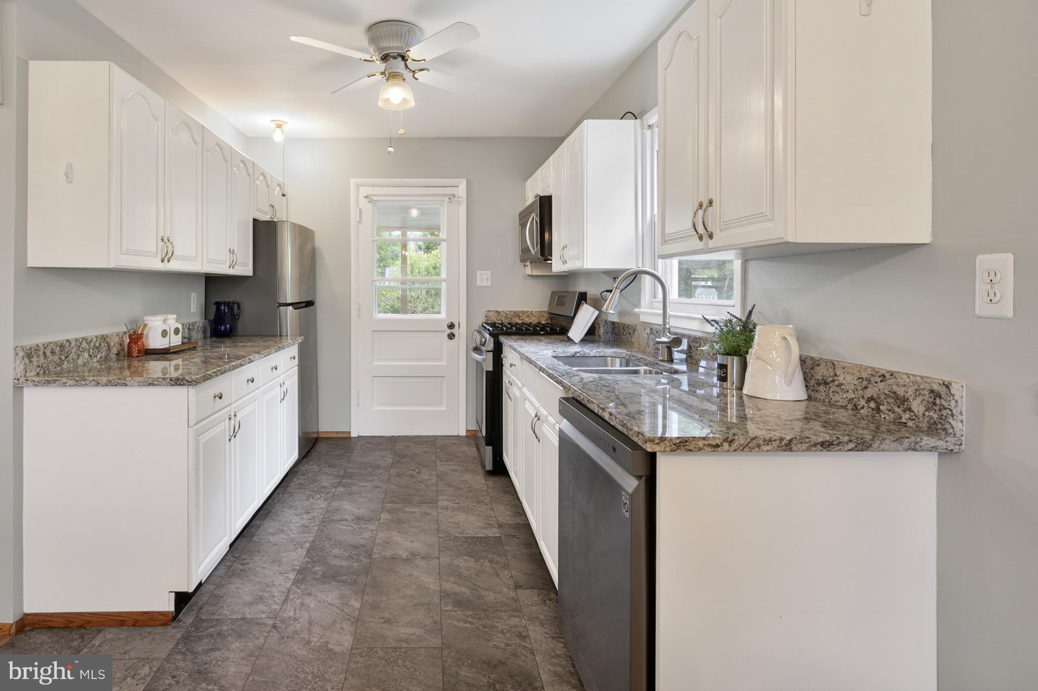 MANASSAS PARK - Residential