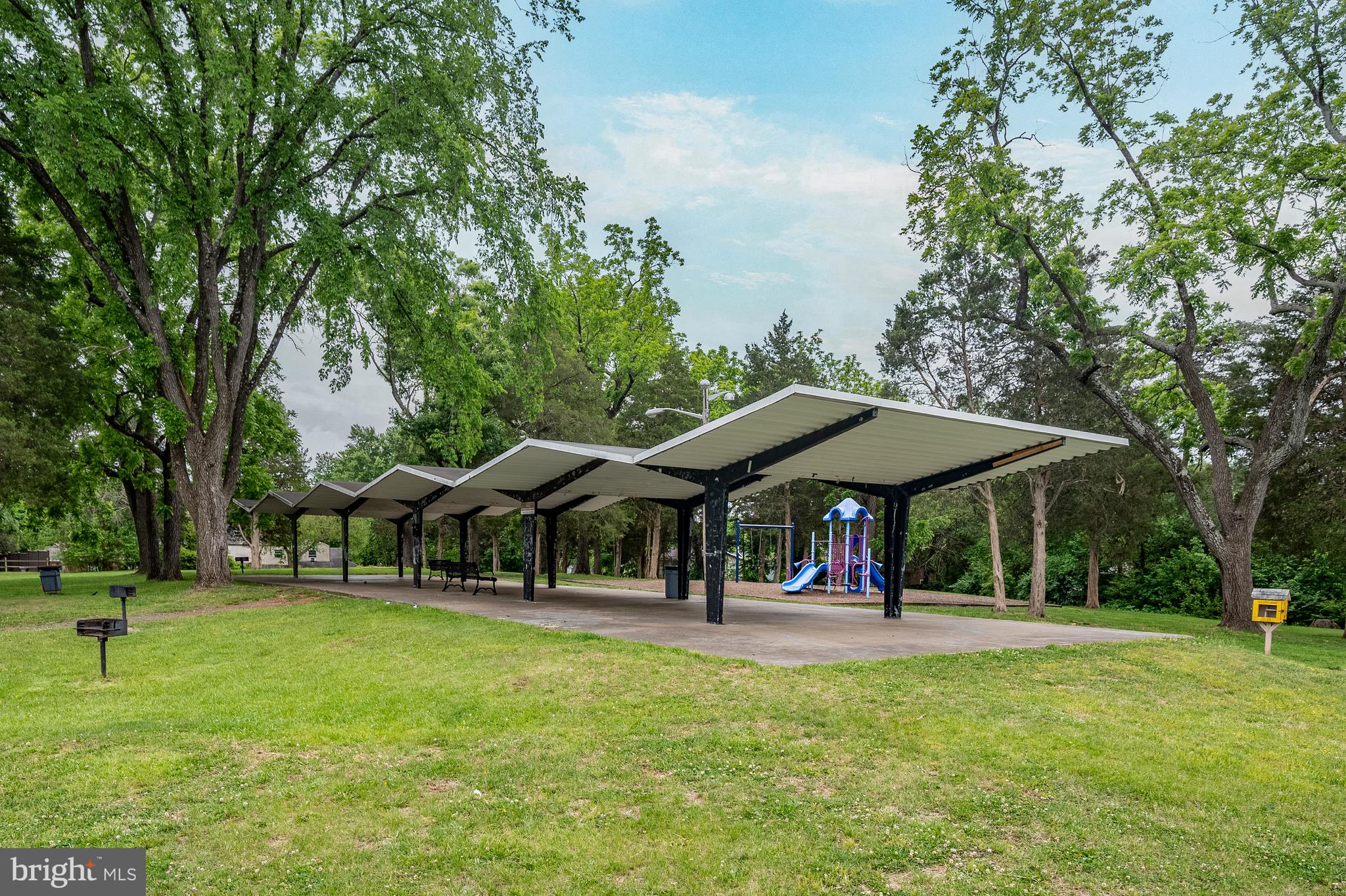 MANASSAS PARK - Residential
