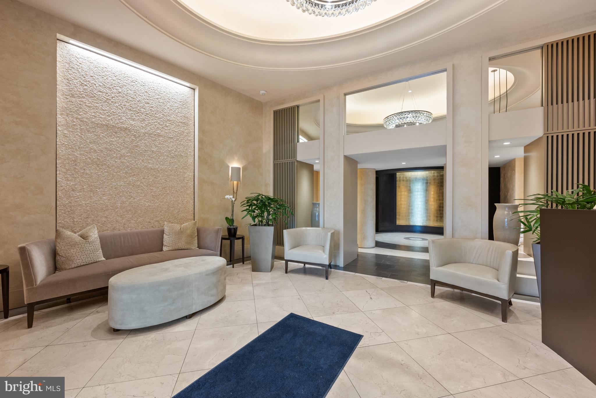 4200 MASSACHUSETTS AVENUE NW 813