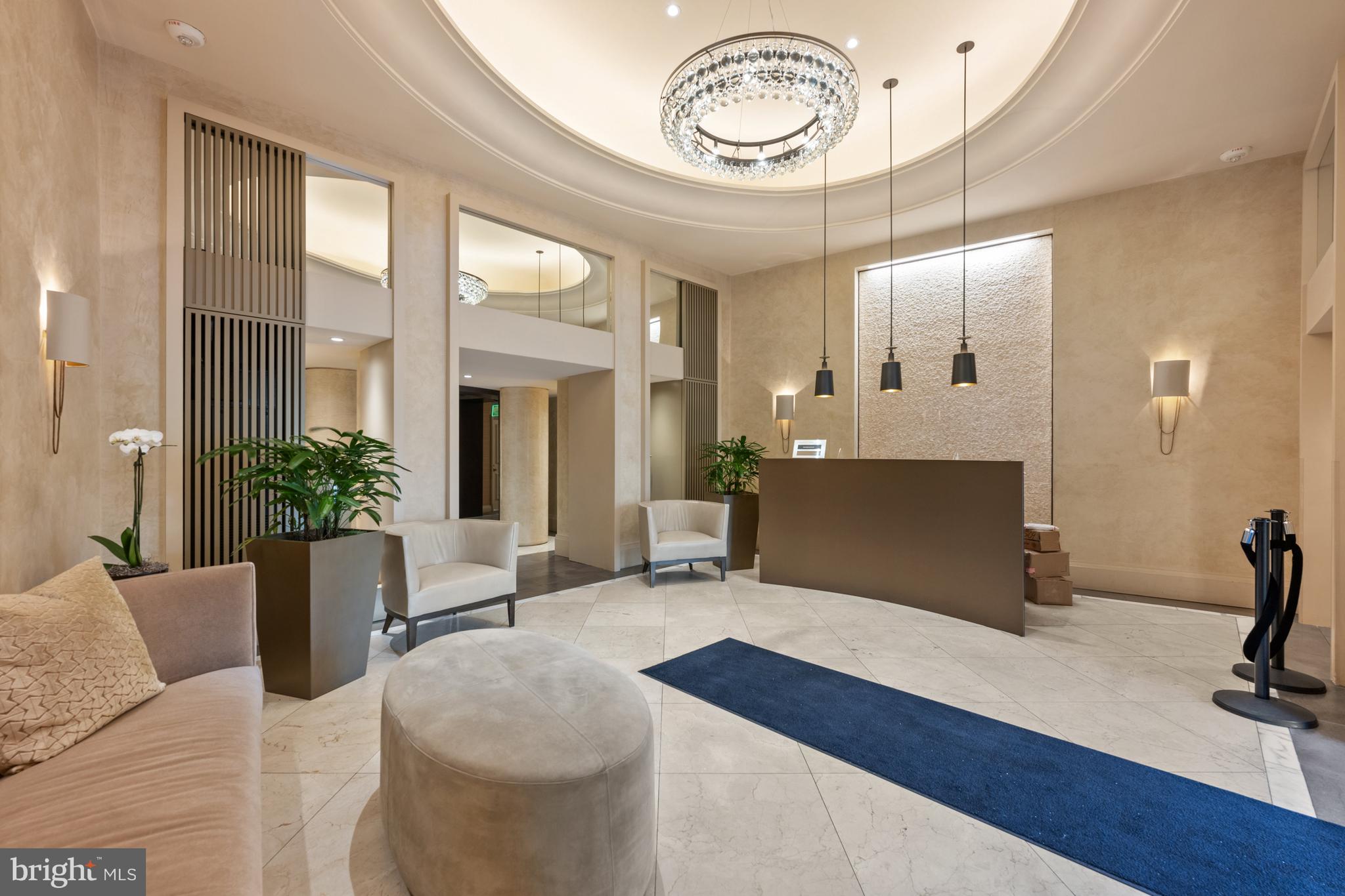 4200 MASSACHUSETTS AVENUE NW 813