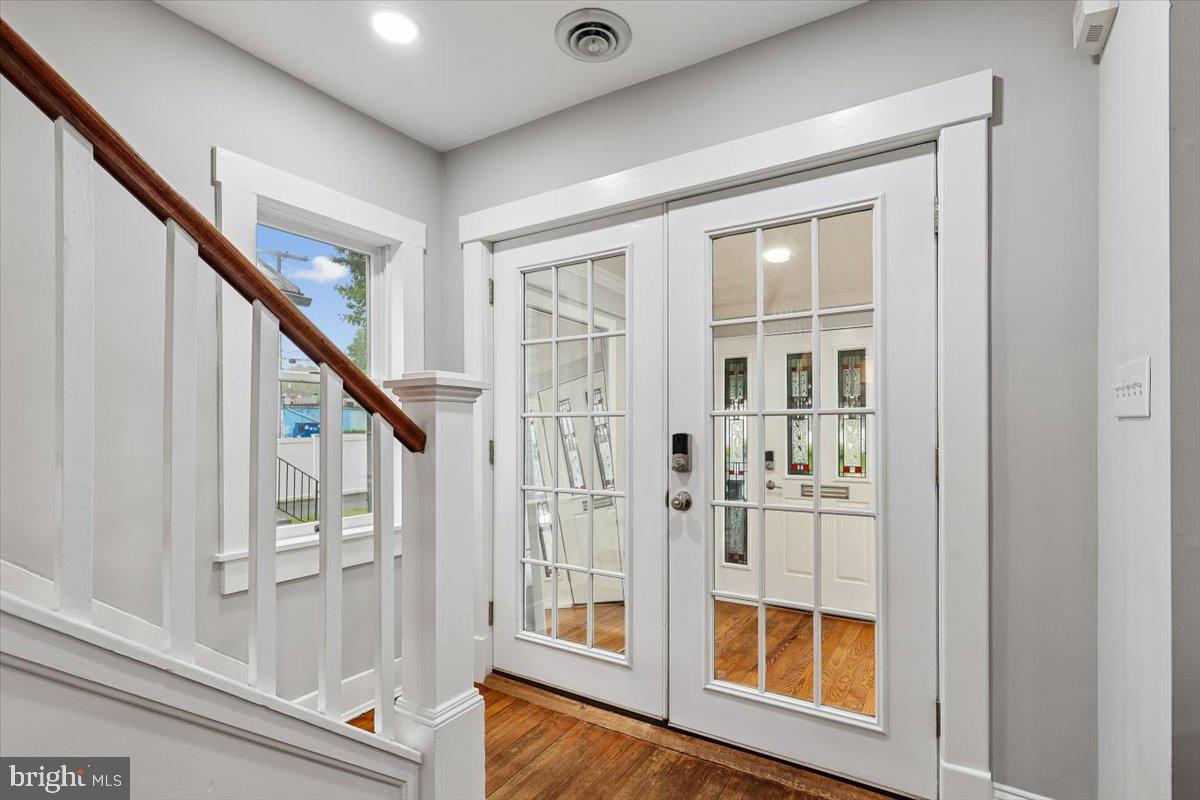HOMEWOOD - Residential