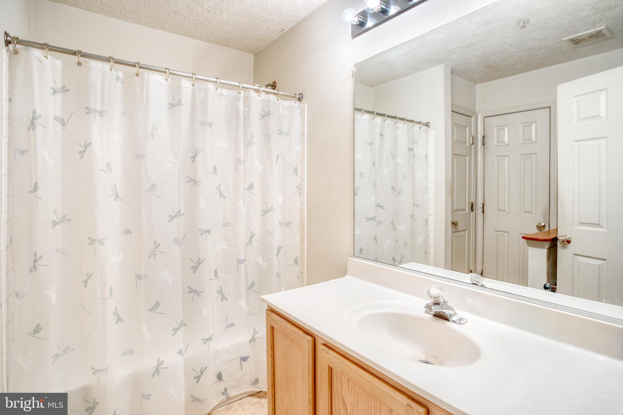 HICKORY OVERLOOK - Residential