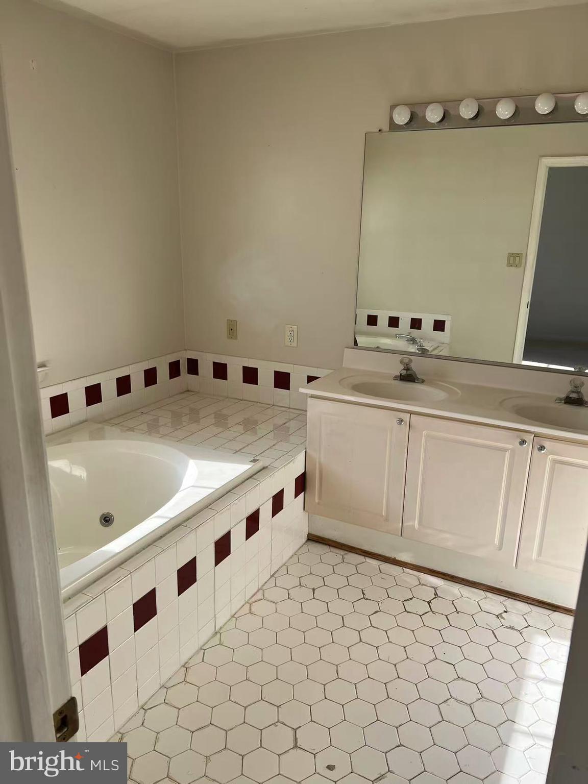 COURTS AT STAFFORD - Residential Lease