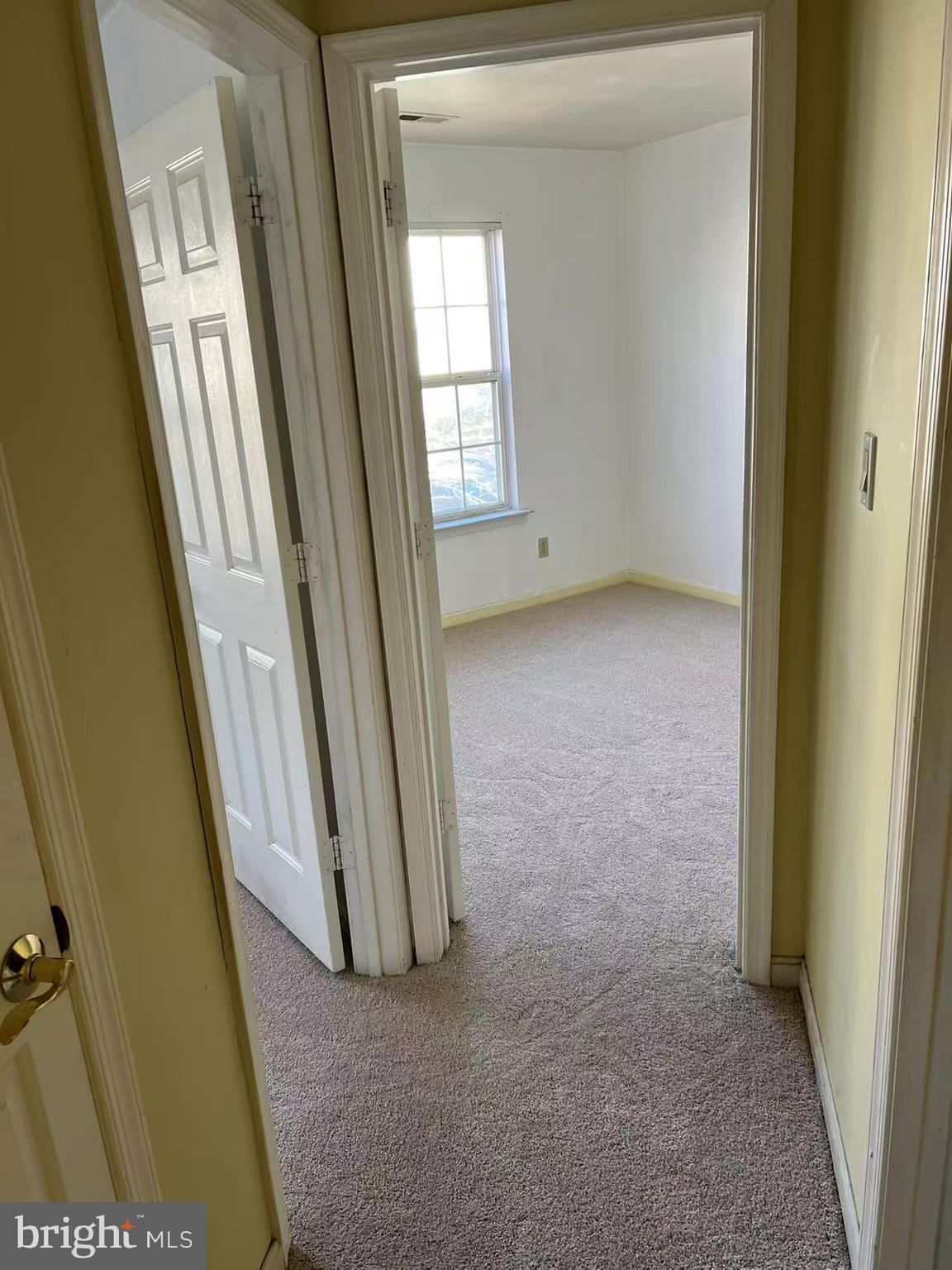 COURTS AT STAFFORD - Residential Lease