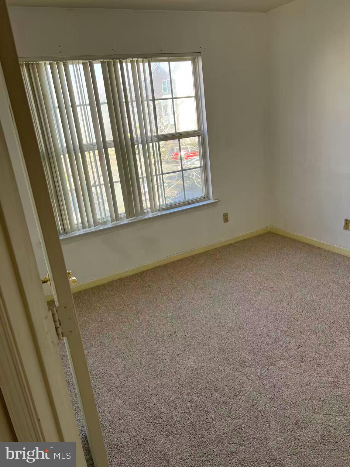 COURTS AT STAFFORD - Residential Lease