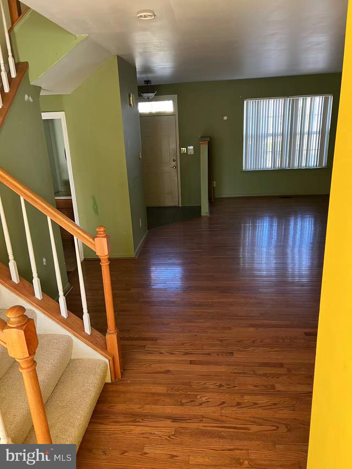 COURTS AT STAFFORD - Residential Lease