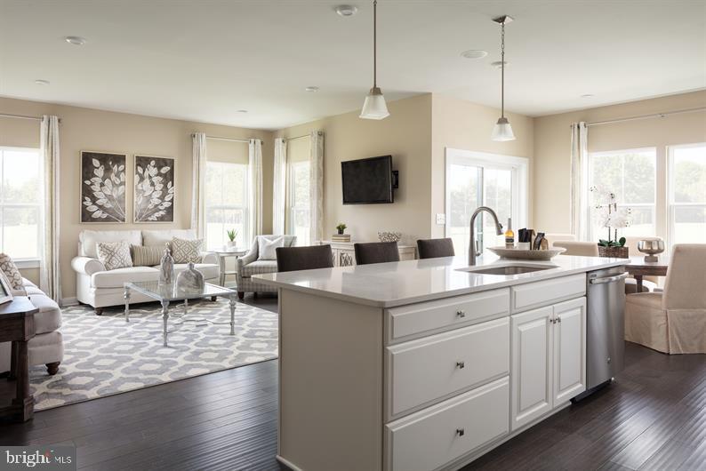 TWO RIVERS - Residential