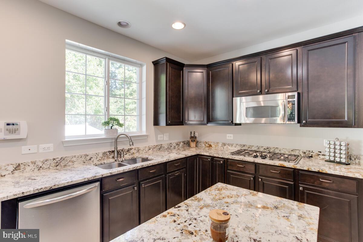 PINEY GROVE - Residential