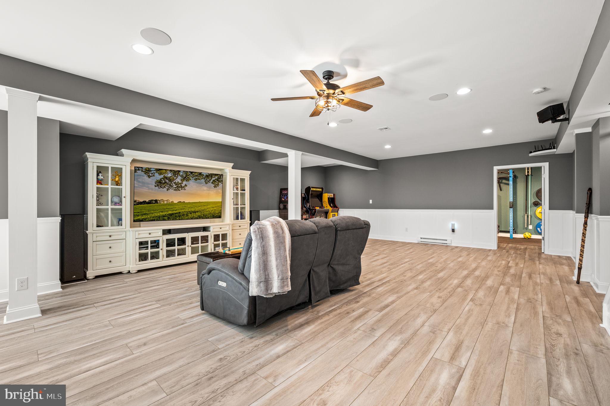 CHESTNUT RIDGE ESTATES - Residential