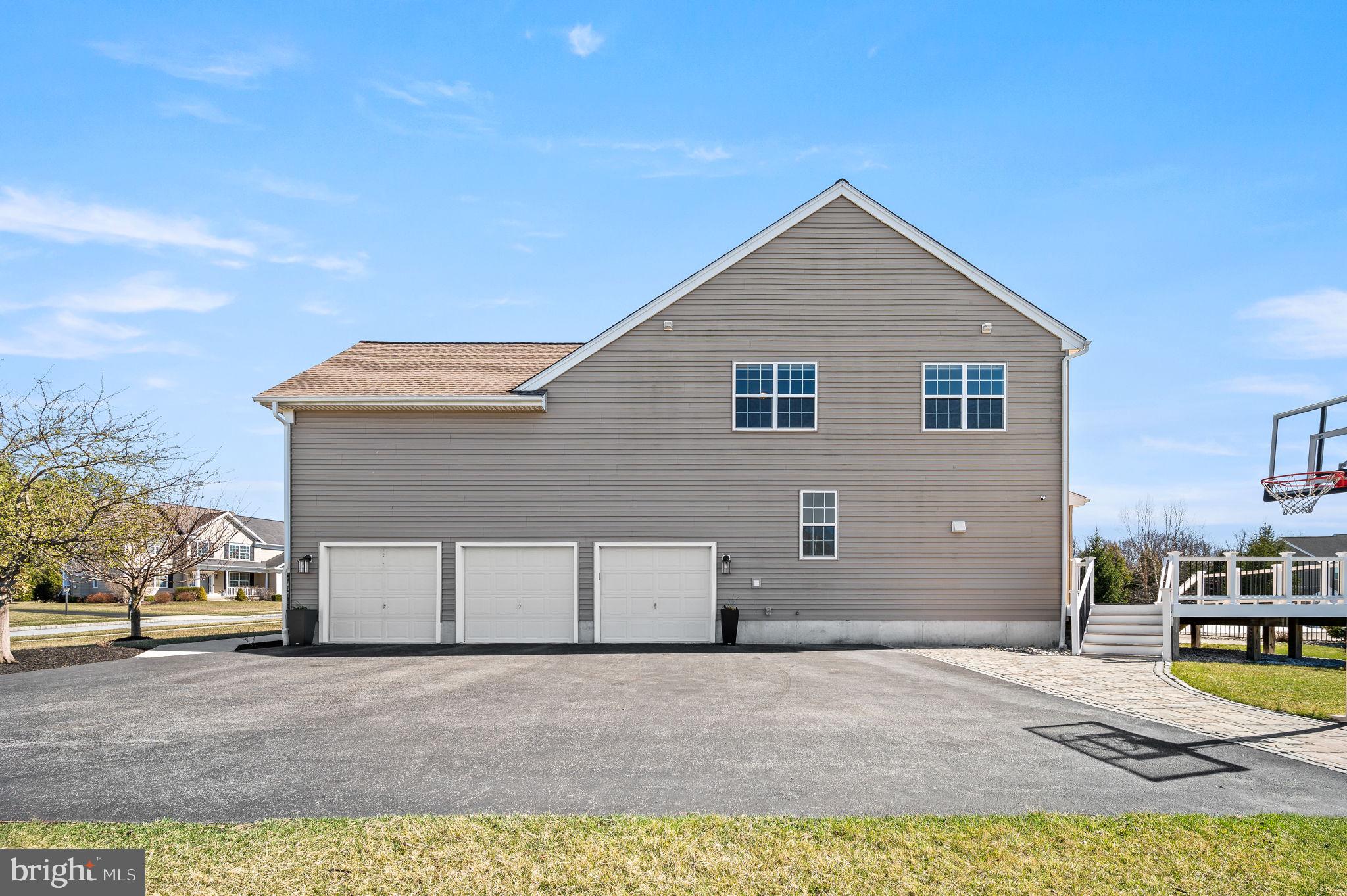 CHESTNUT RIDGE ESTATES - Residential