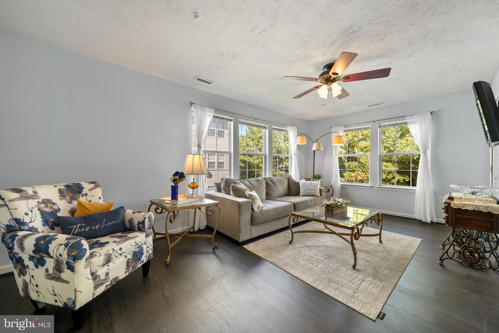 HICKORY HILLS - Residential Lease