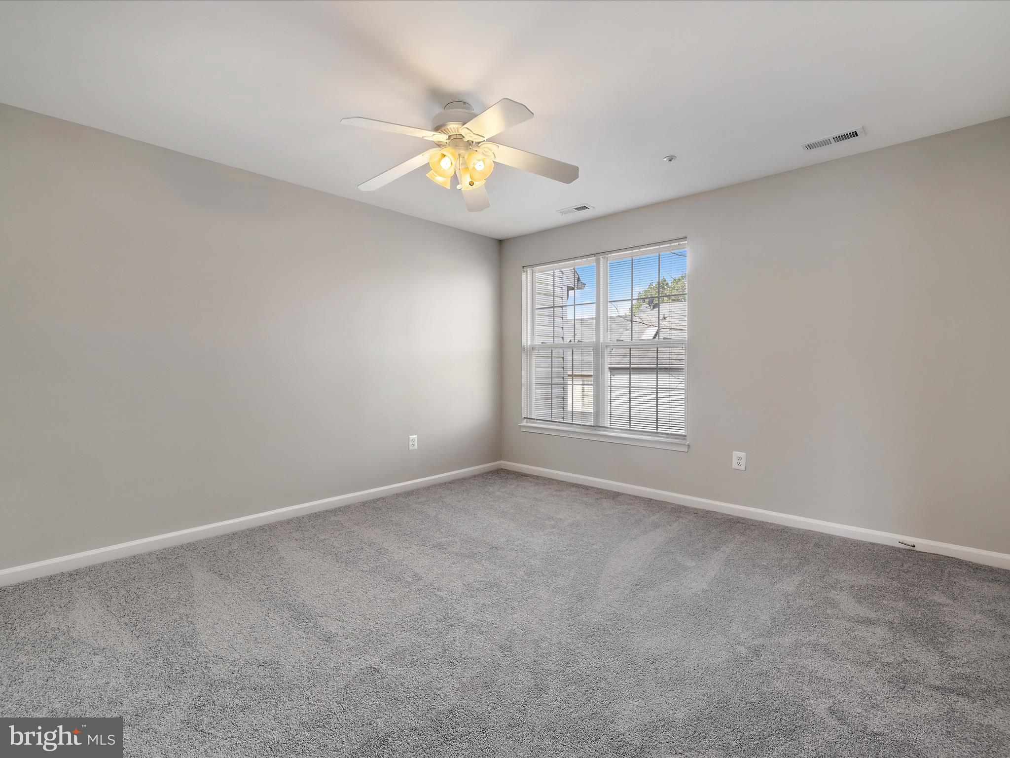 WINDGATE CONDO - Residential