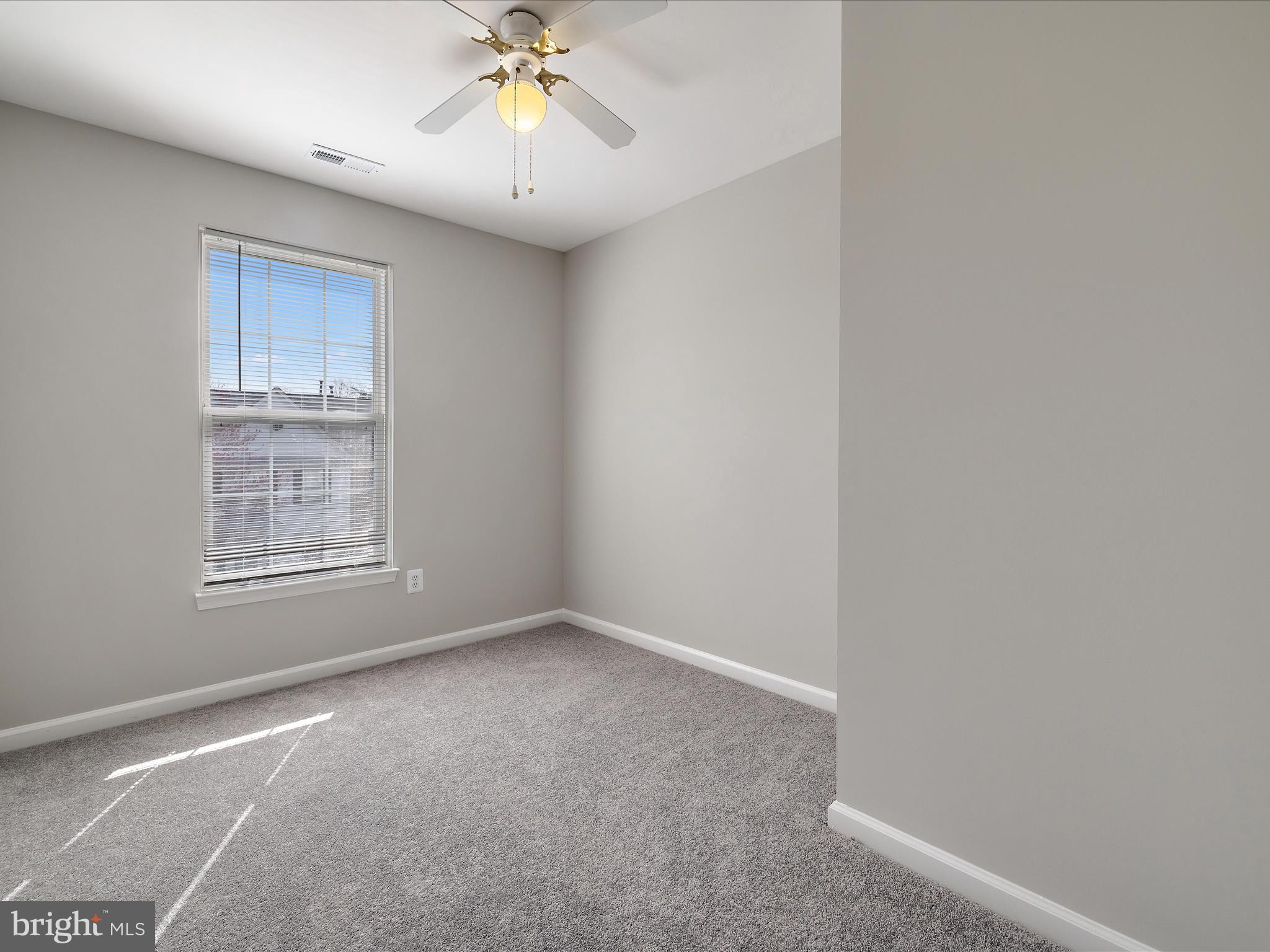 WINDGATE CONDO - Residential