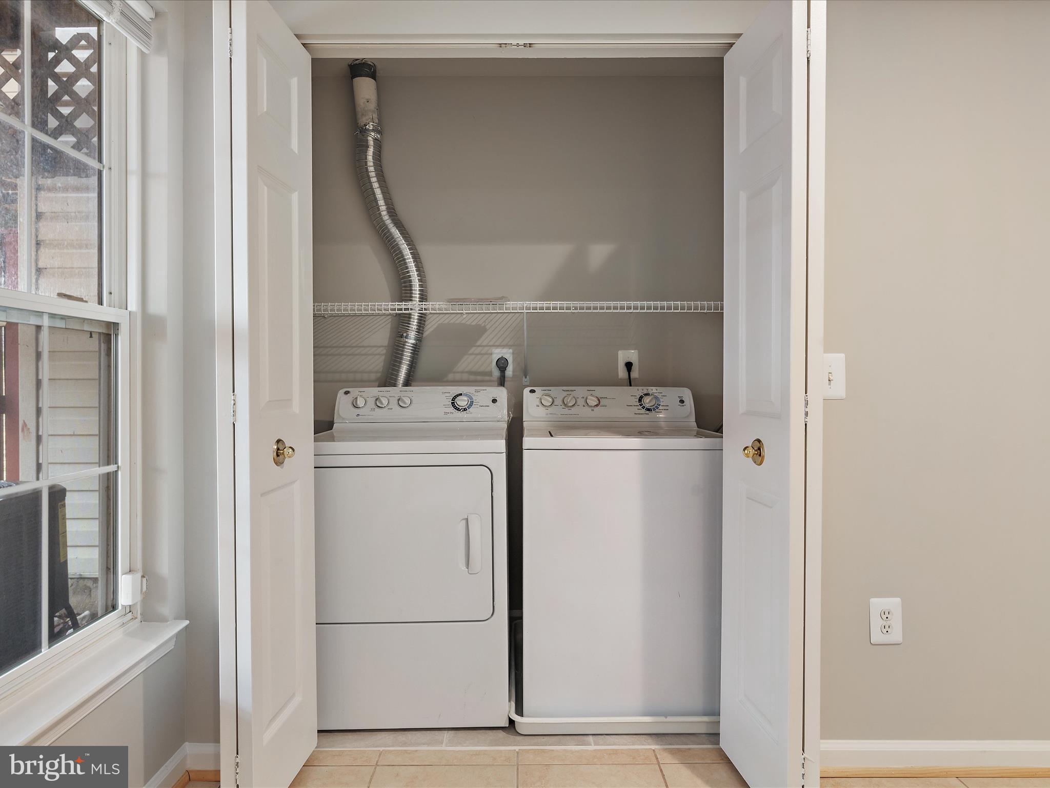 WINDGATE CONDO - Residential