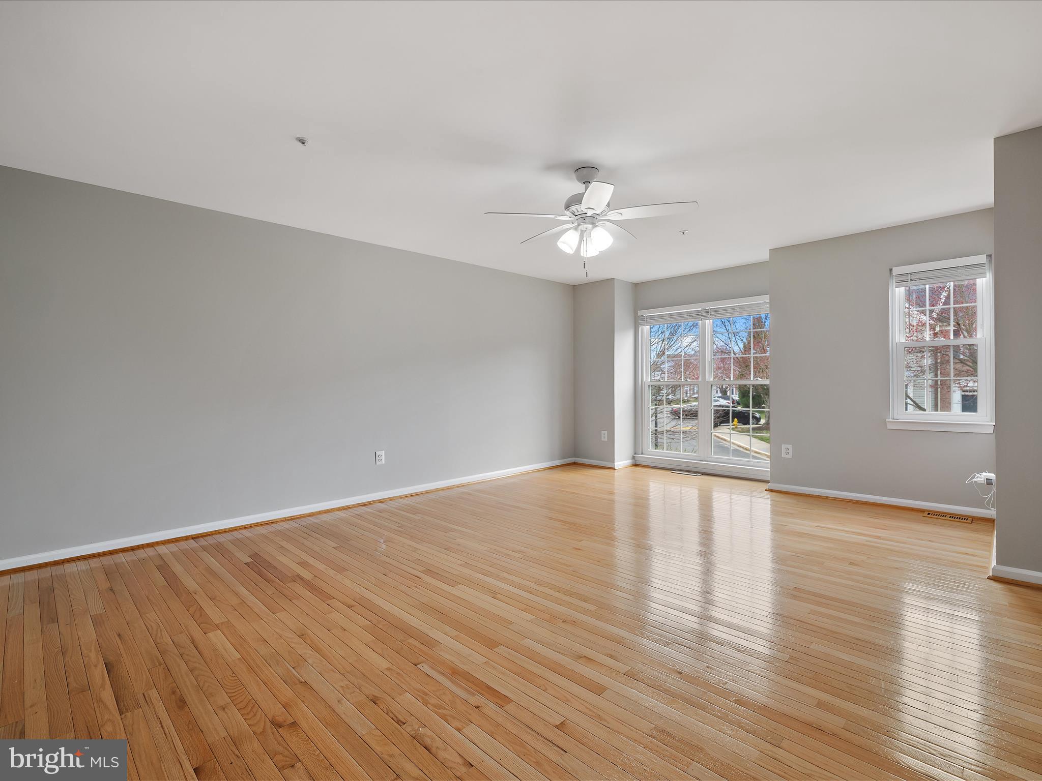 WINDGATE CONDO - Residential