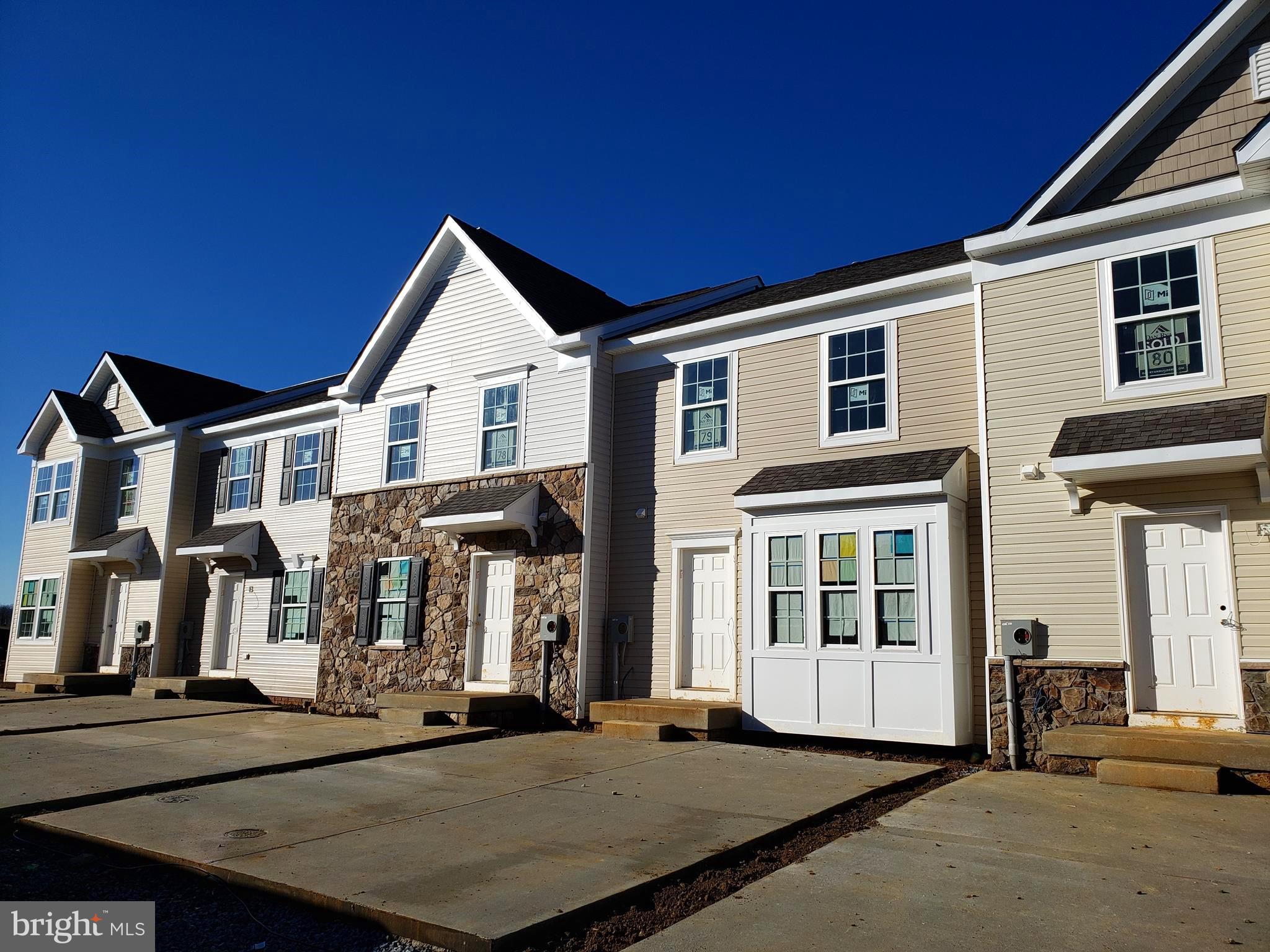 ARCHERS ROCK - Residential