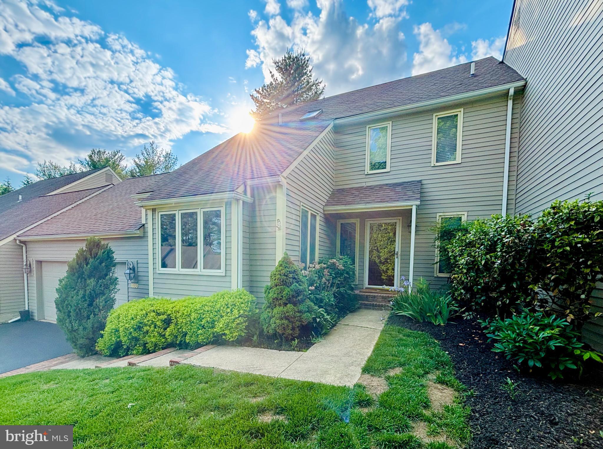 1150 MEWS LANE