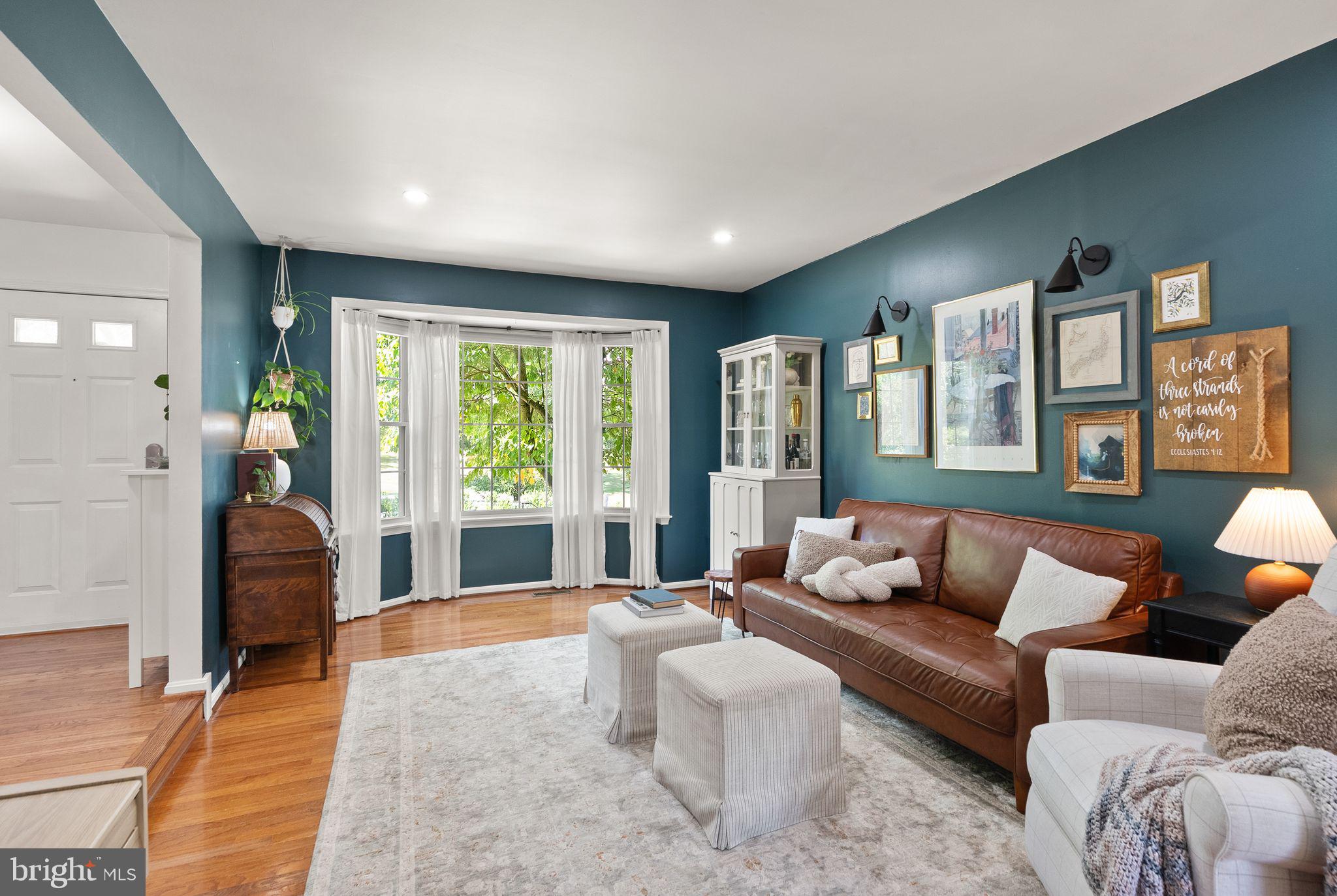 CROWNLEIGH - Residential