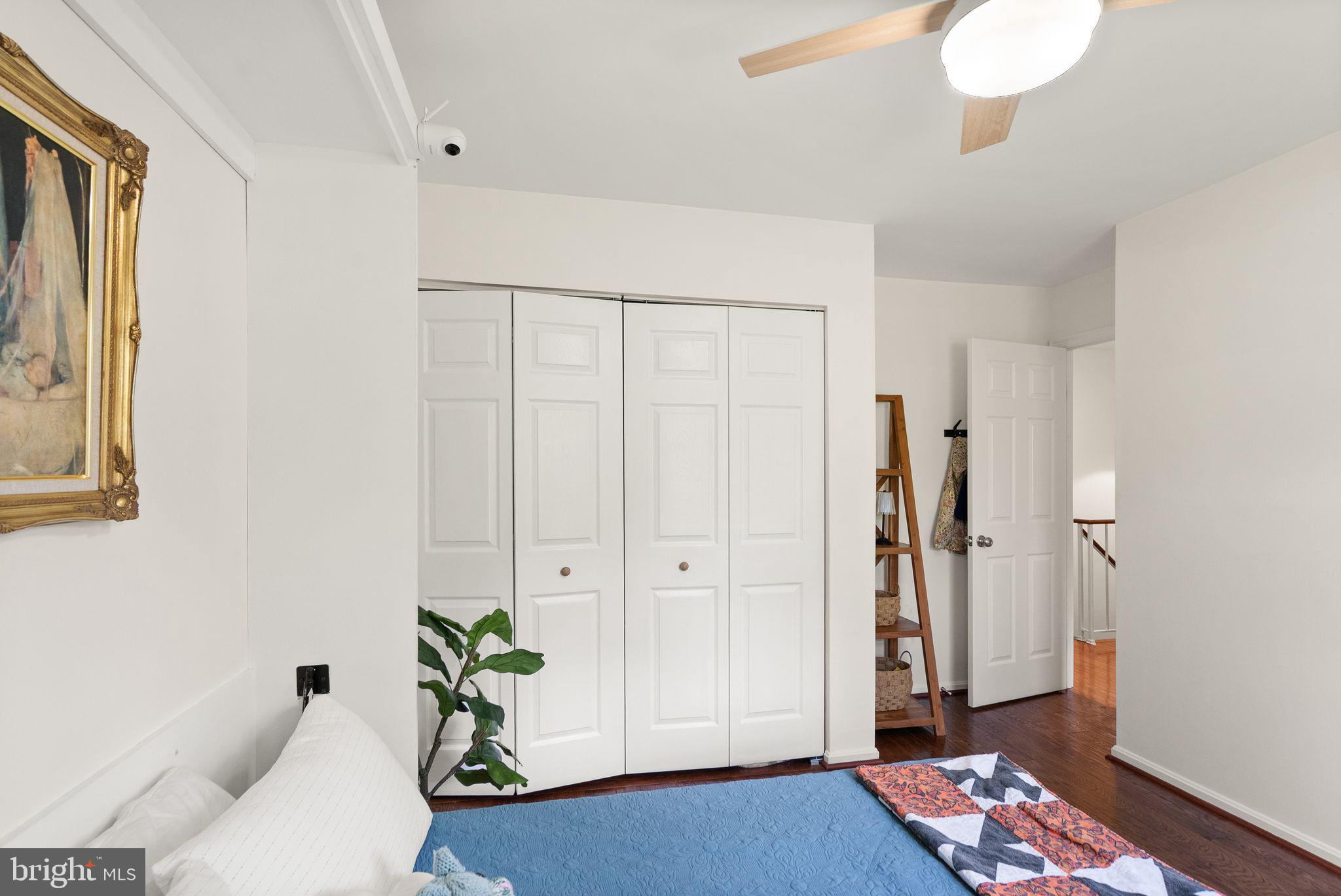 CROWNLEIGH - Residential