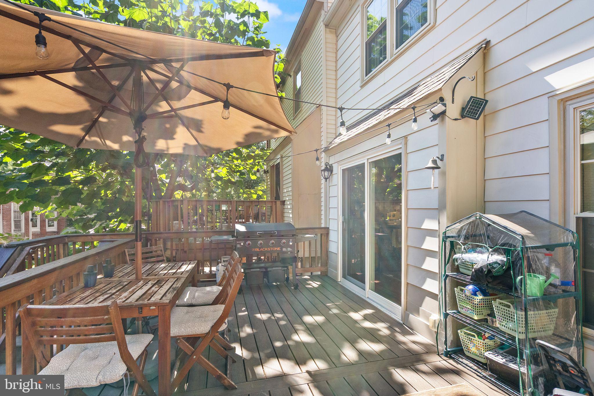 CROWNLEIGH - Residential