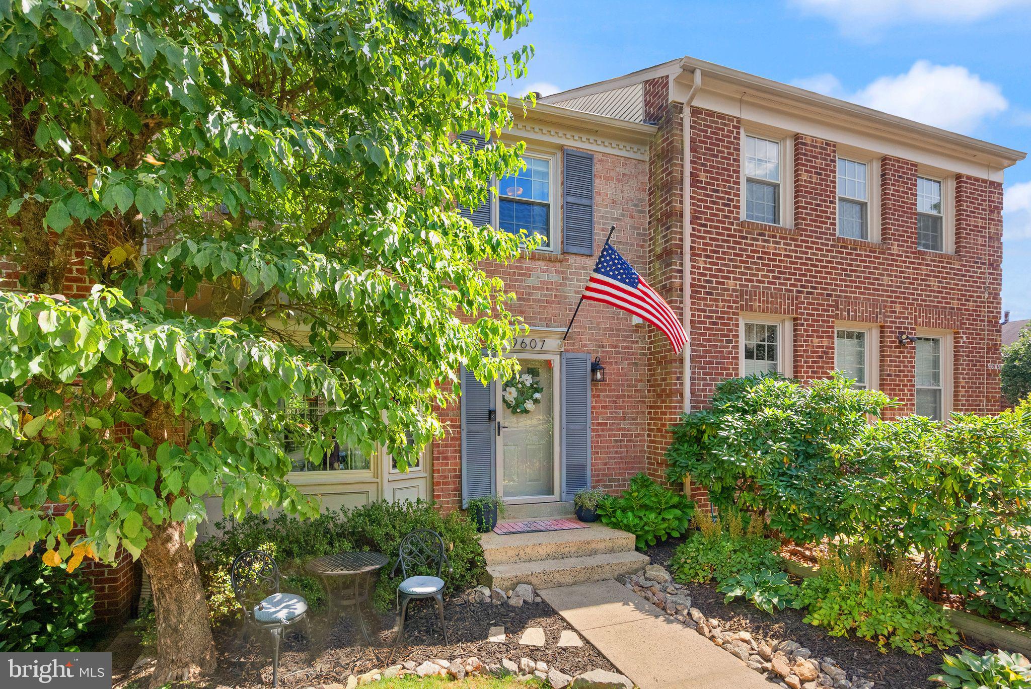 CROWNLEIGH - Residential