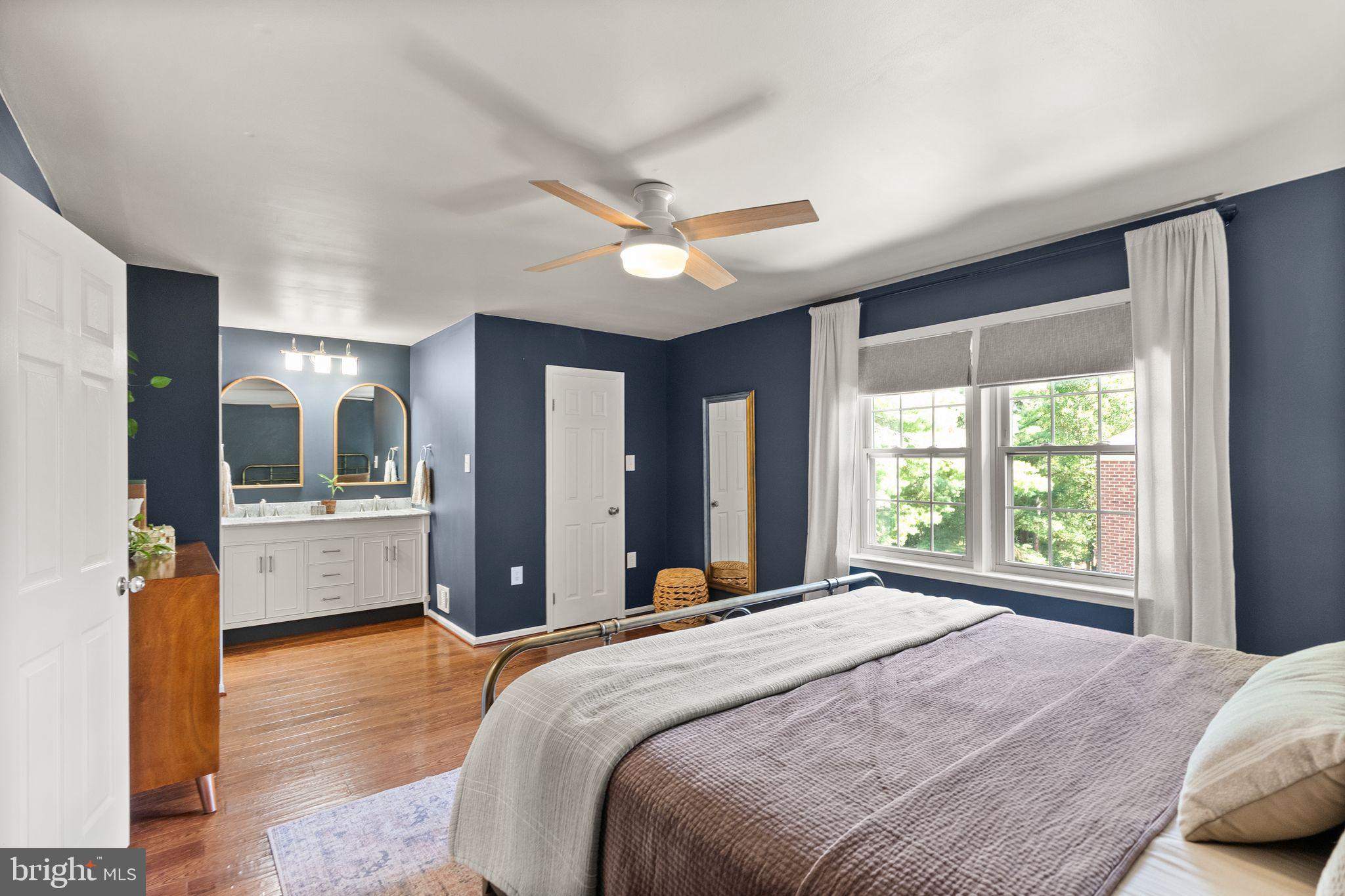 CROWNLEIGH - Residential