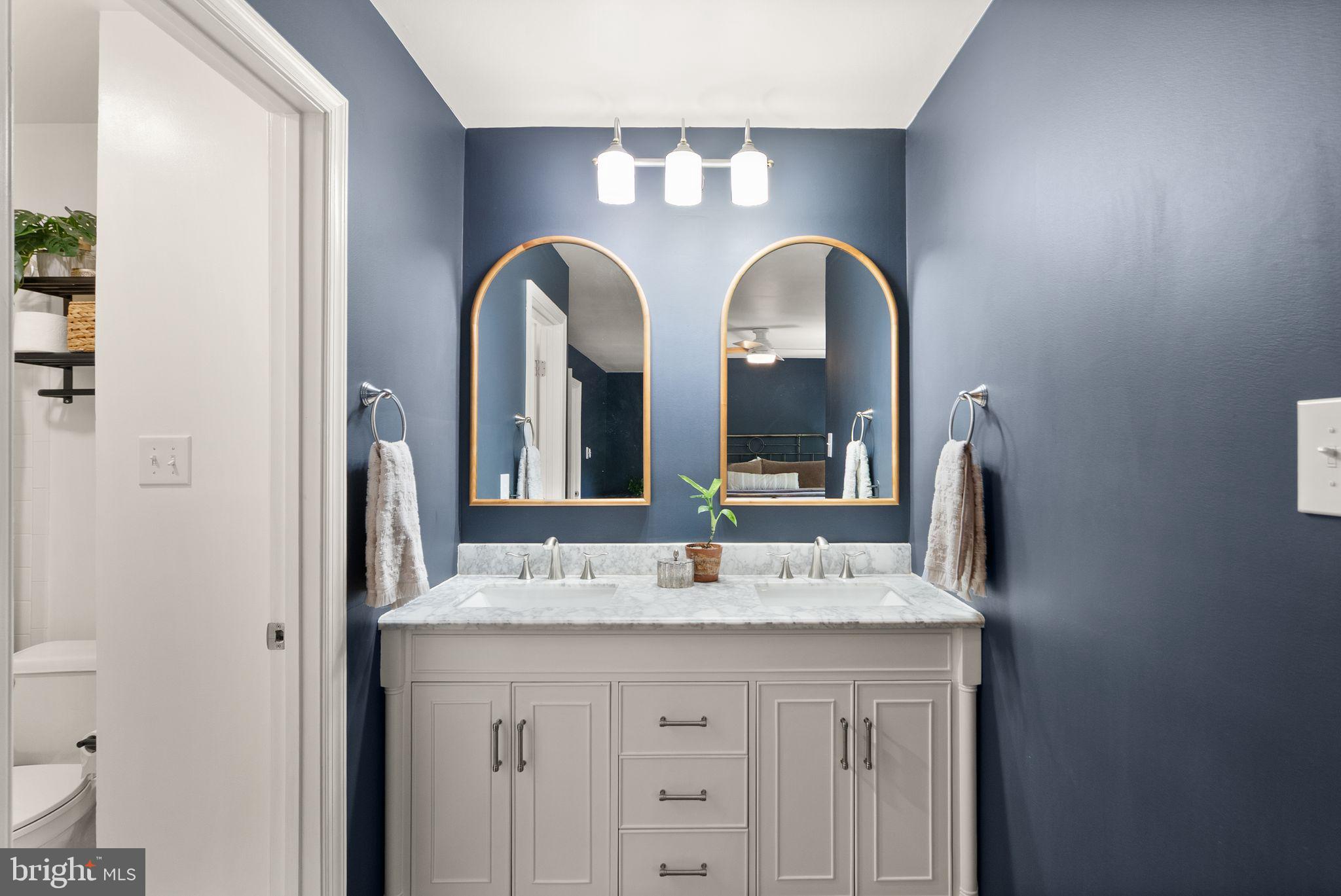 CROWNLEIGH - Residential