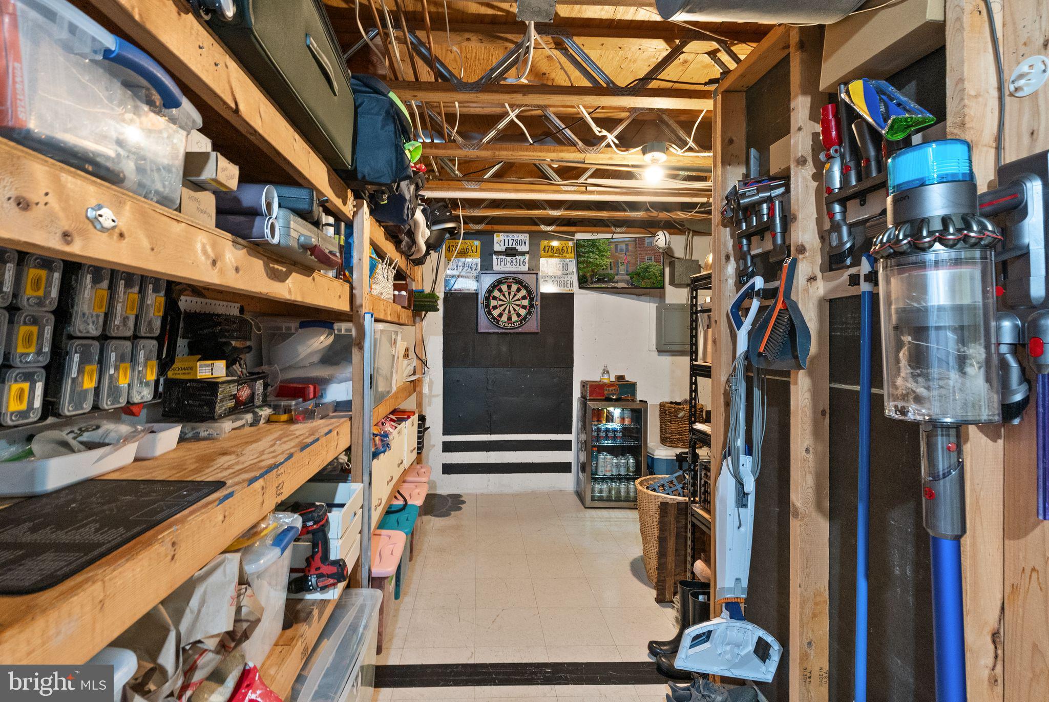 CROWNLEIGH - Residential