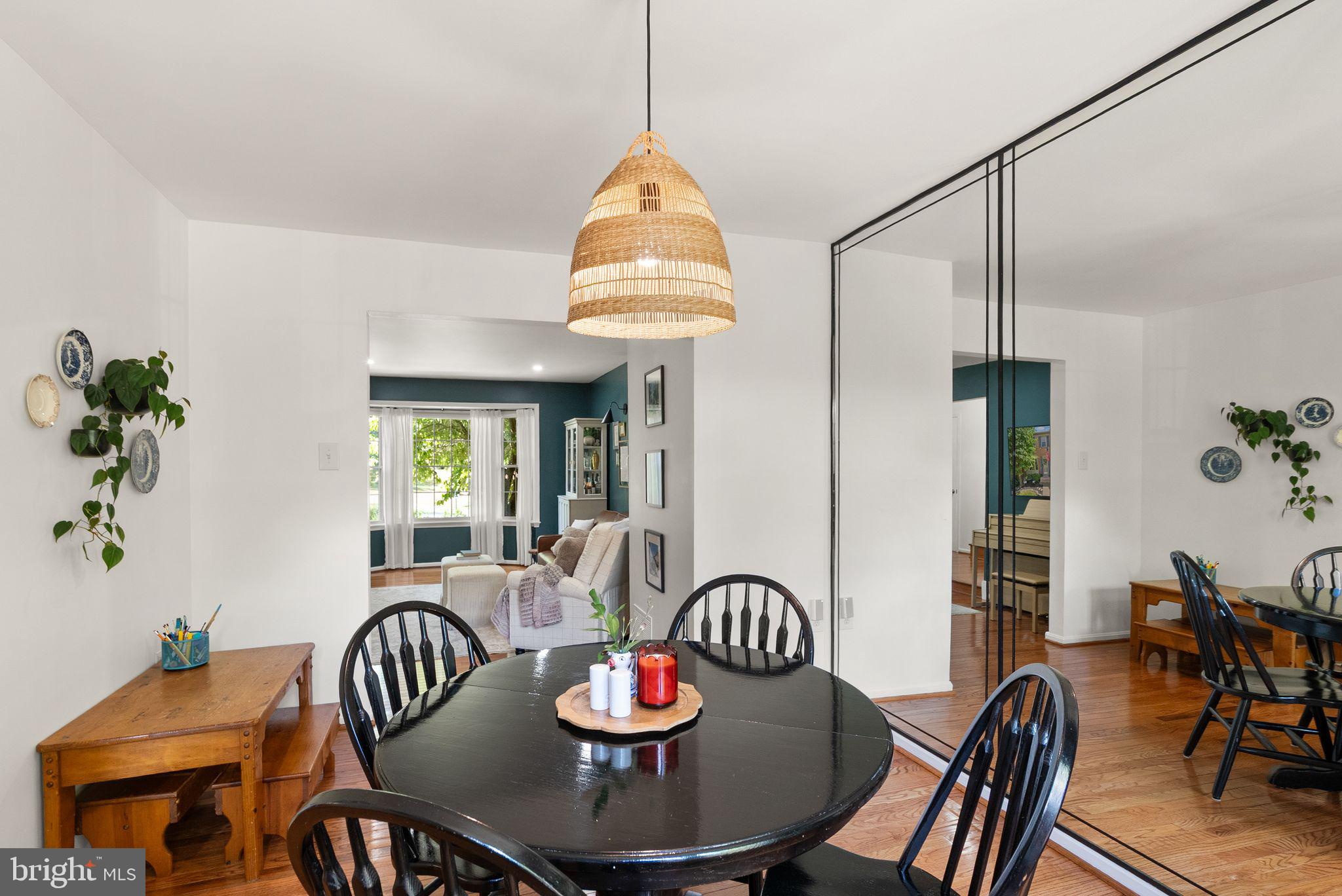 CROWNLEIGH - Residential