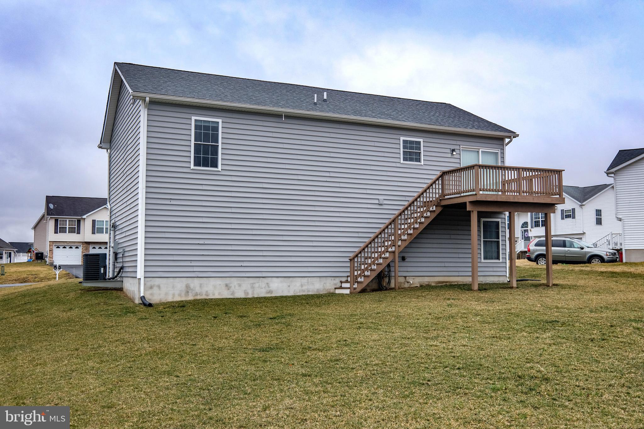 THE VINEYARDS - Residential