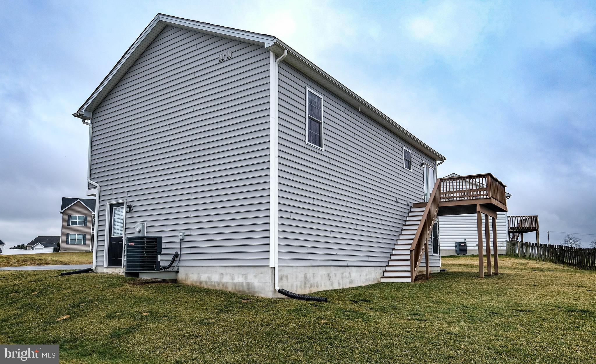 THE VINEYARDS - Residential