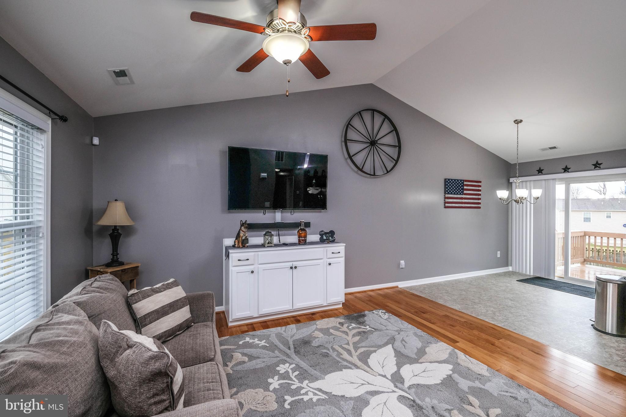 THE VINEYARDS - Residential