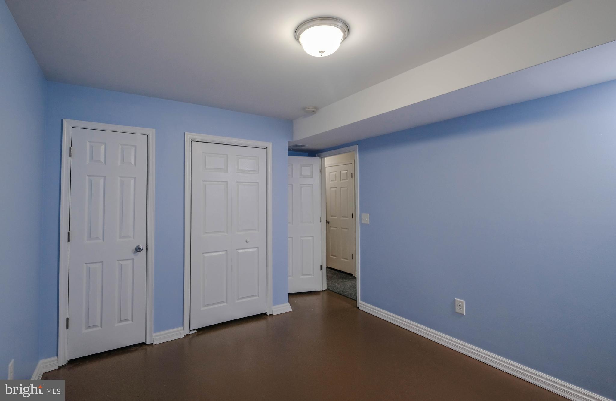 THE VINEYARDS - Residential