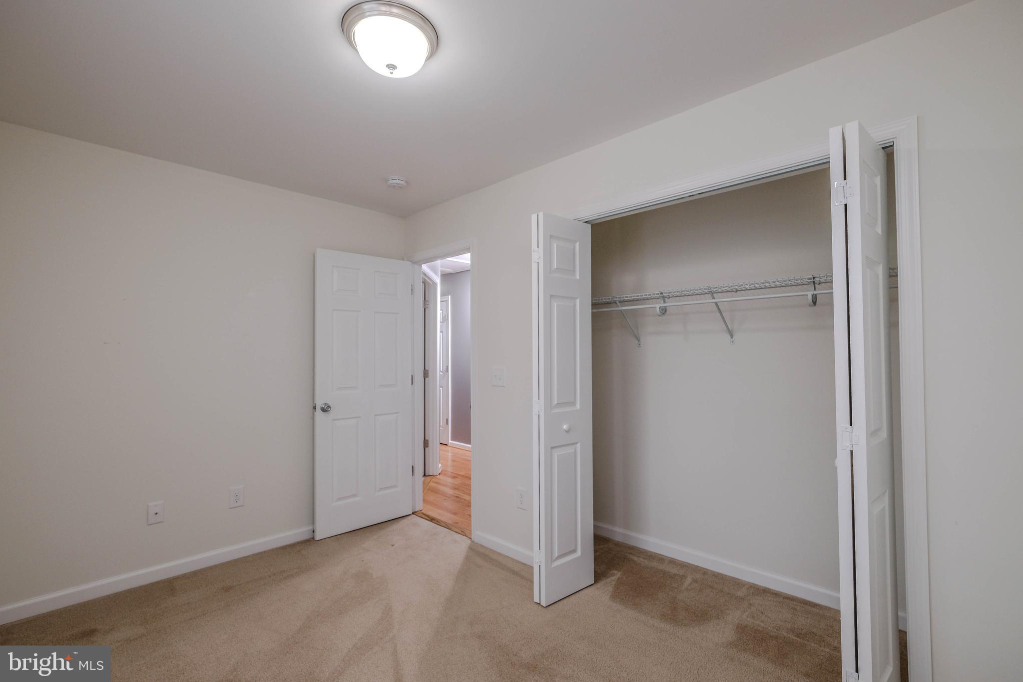 THE VINEYARDS - Residential