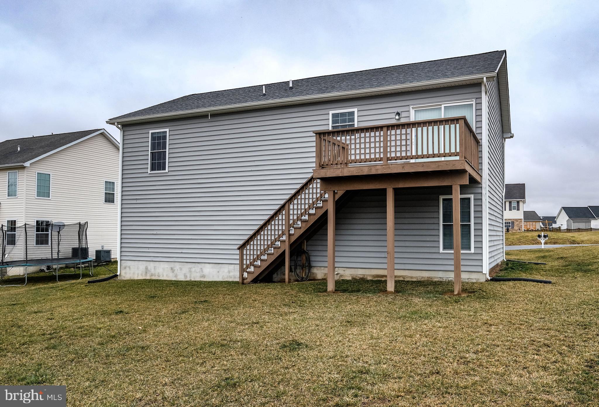 THE VINEYARDS - Residential