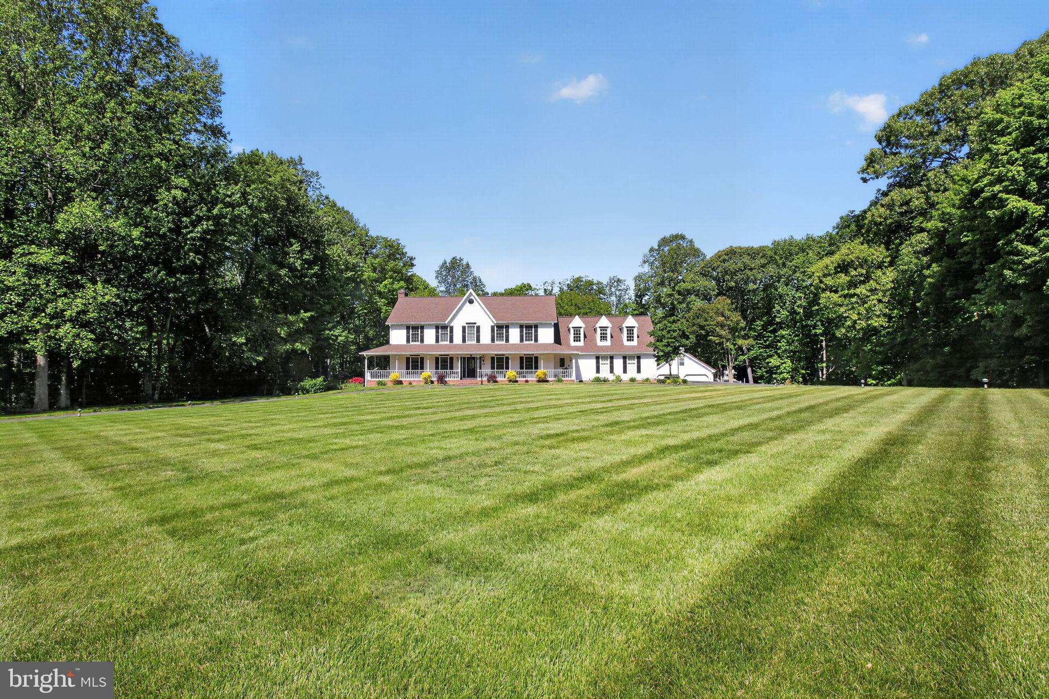 ST LEONARD SHORES - Residential