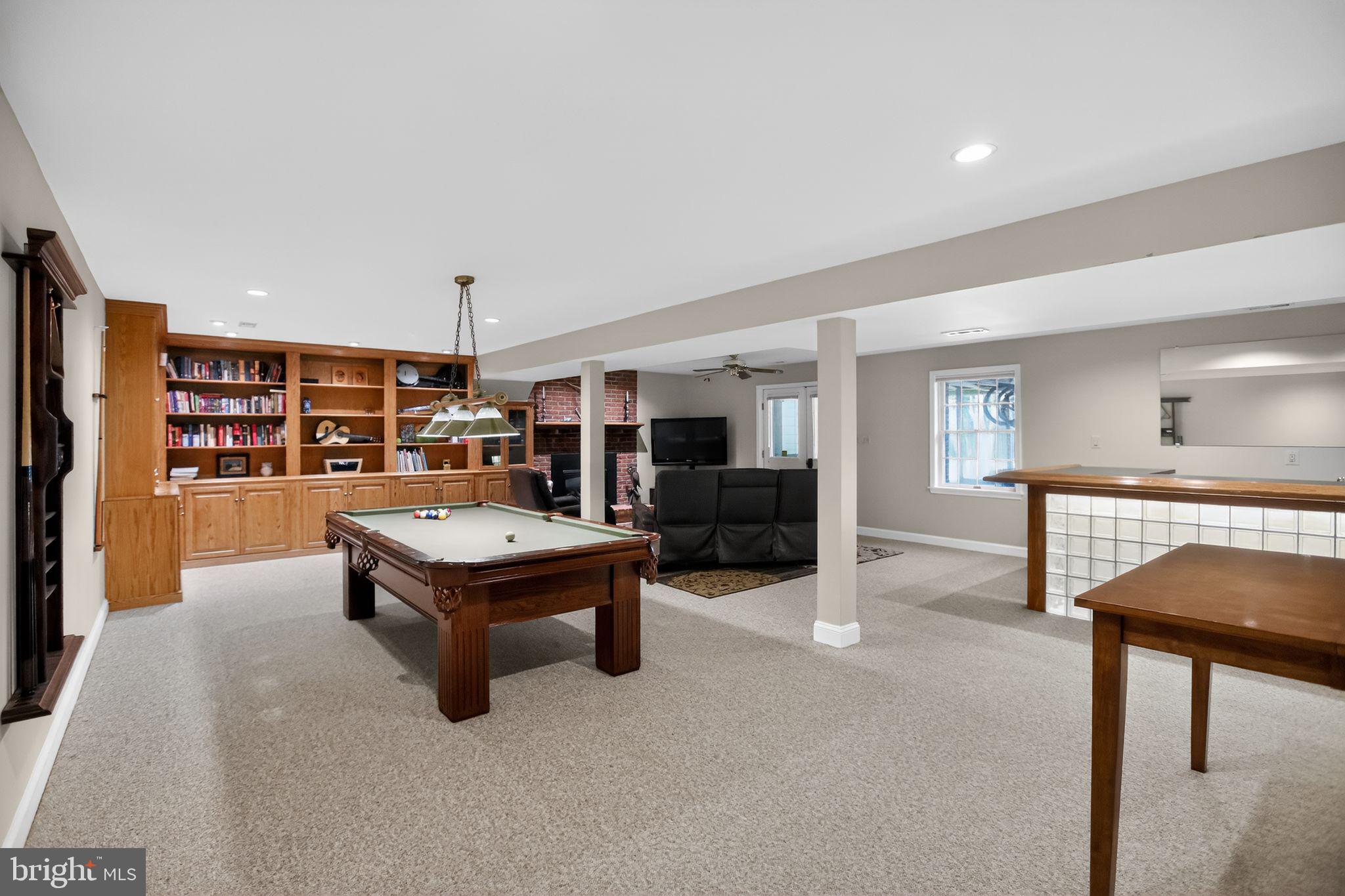 ST LEONARD SHORES - Residential