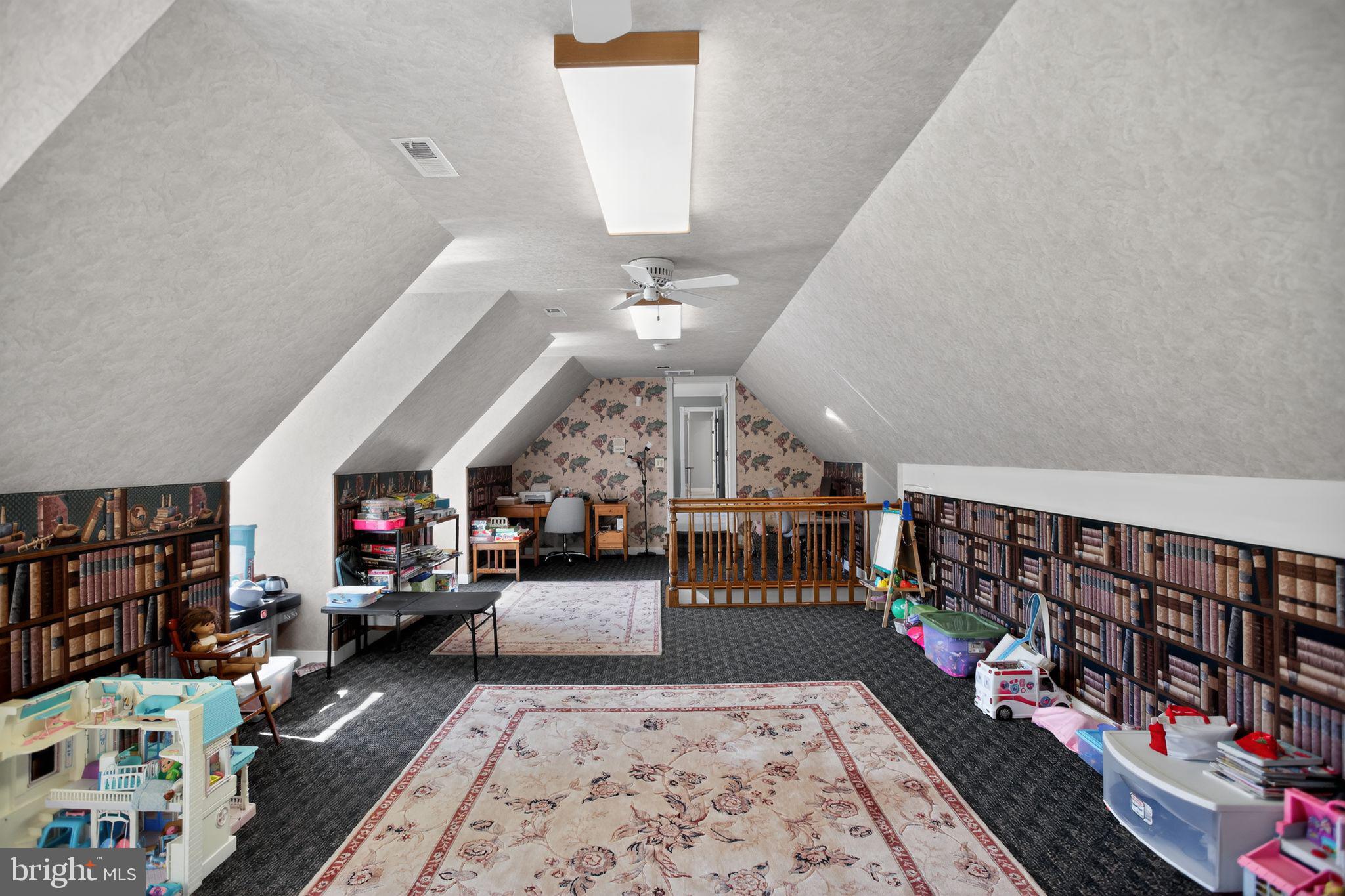 ST LEONARD SHORES - Residential