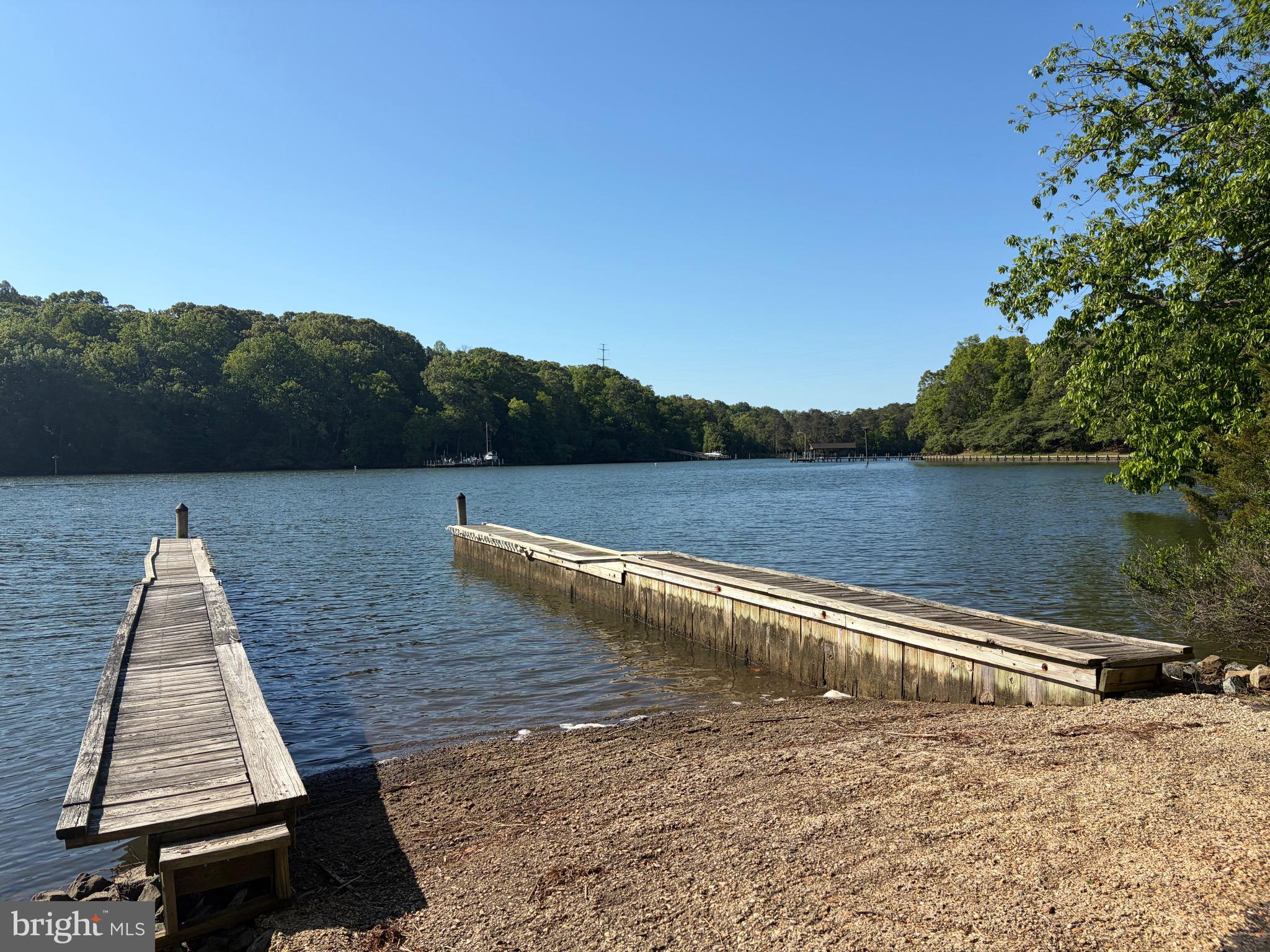 ST LEONARD SHORES - Residential