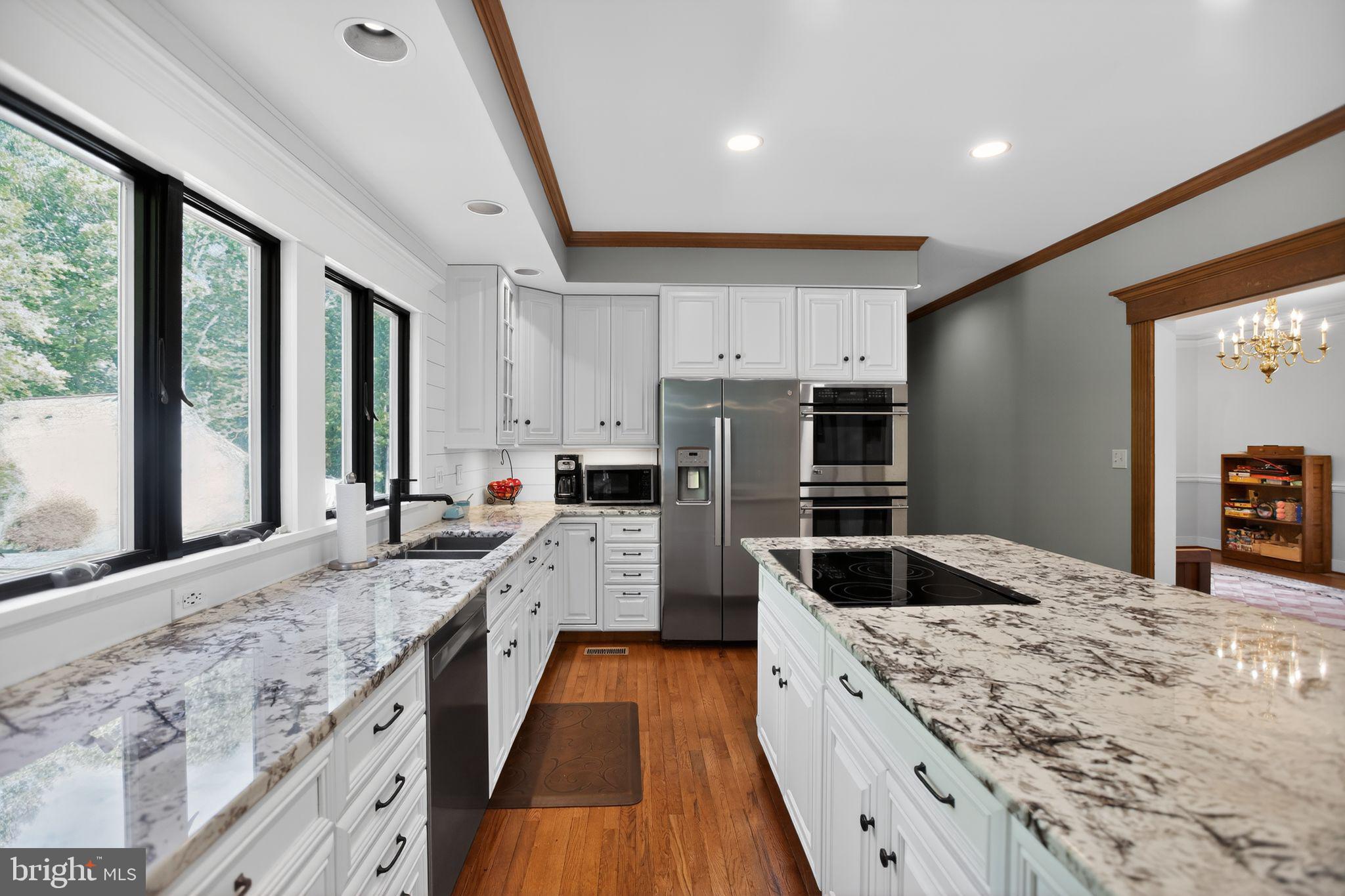 ST LEONARD SHORES - Residential