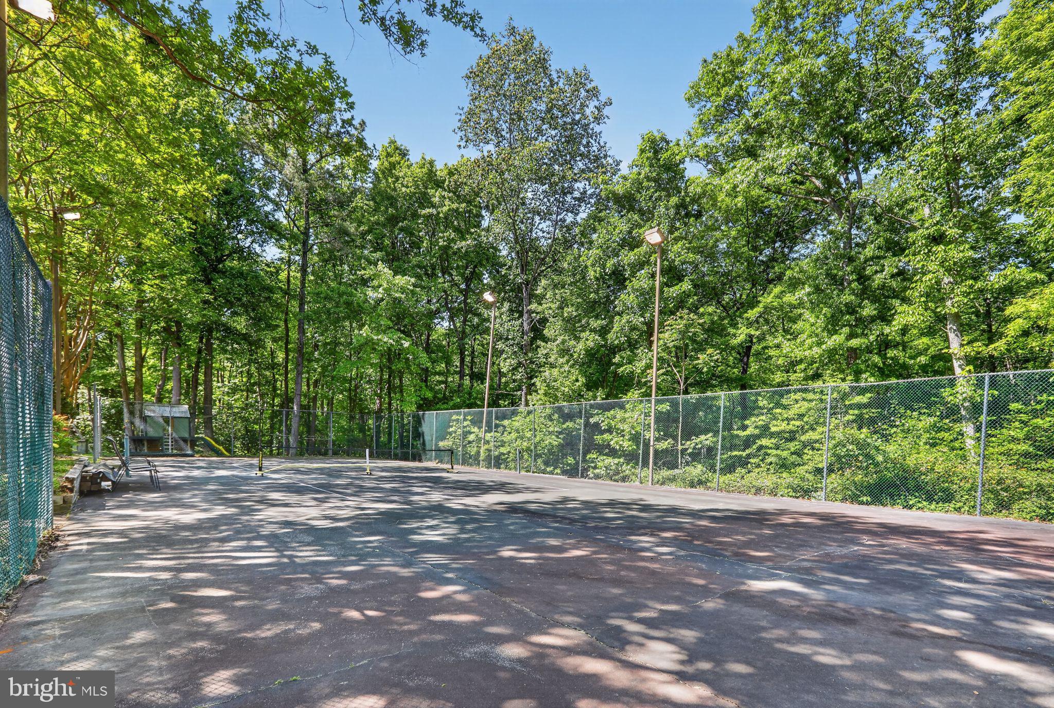 ST LEONARD SHORES - Residential